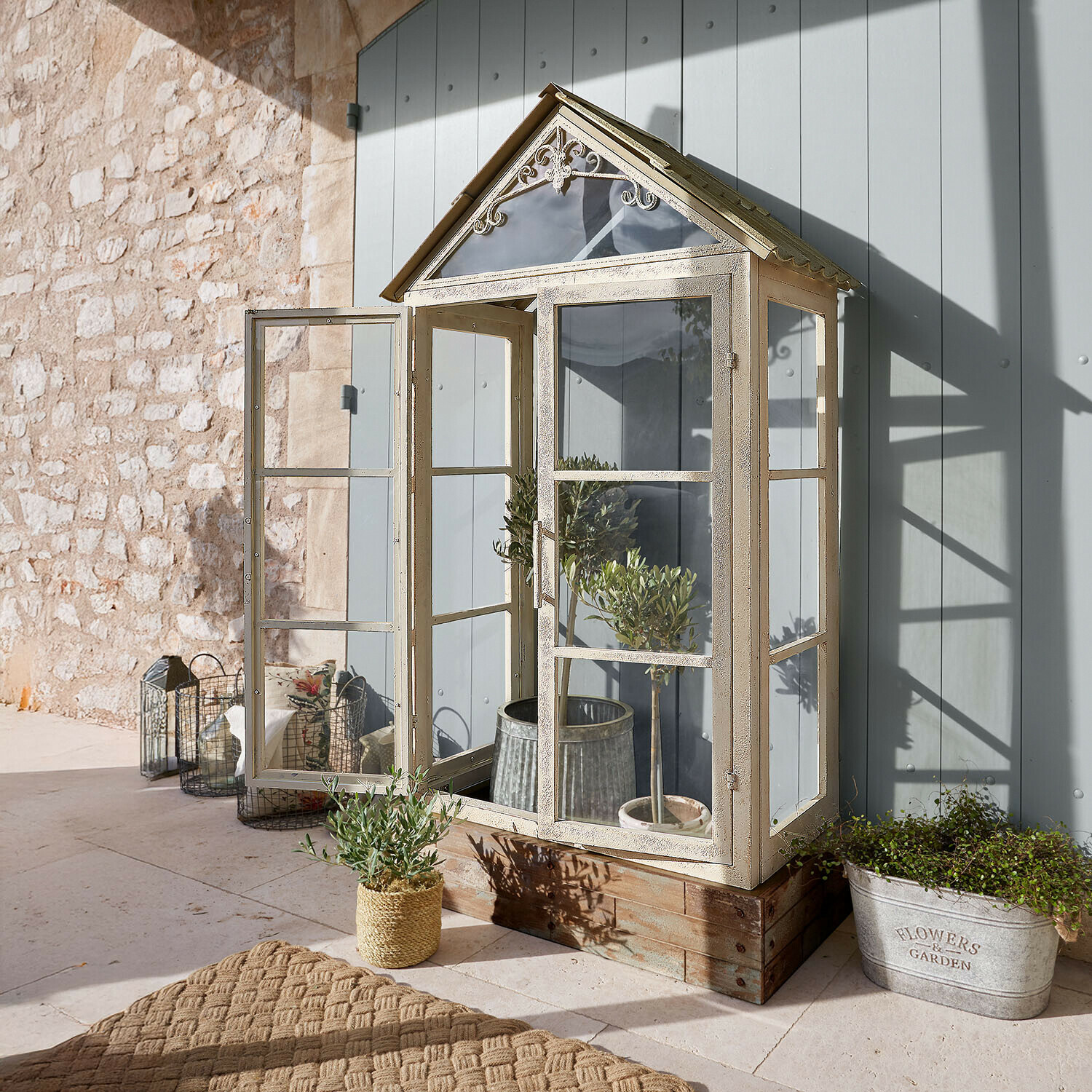 Serre Évrisse Petite serre de jardin en métal crème sur base en bois pour cultiver des plantes en extérieur