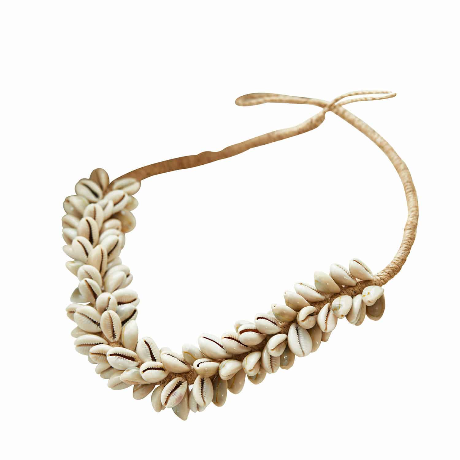 Embrasse de rideau Alix Collier en coquillages sur corde en lin beige, accessoire tendance pour la plage