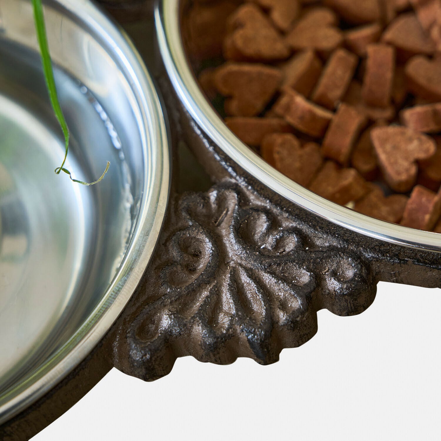 Voerbakje met houder Petivas