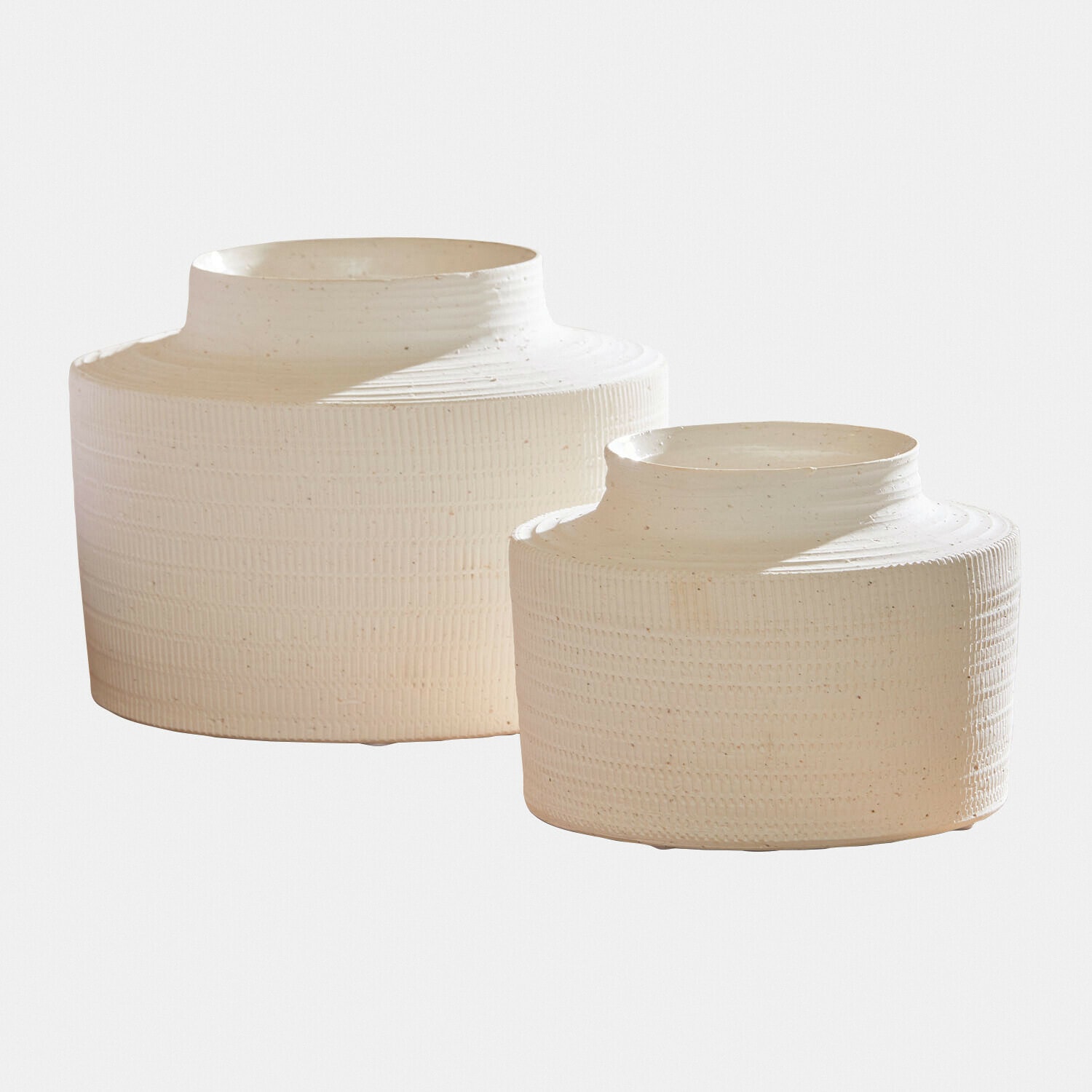 Lot de 2 vases Délavrie