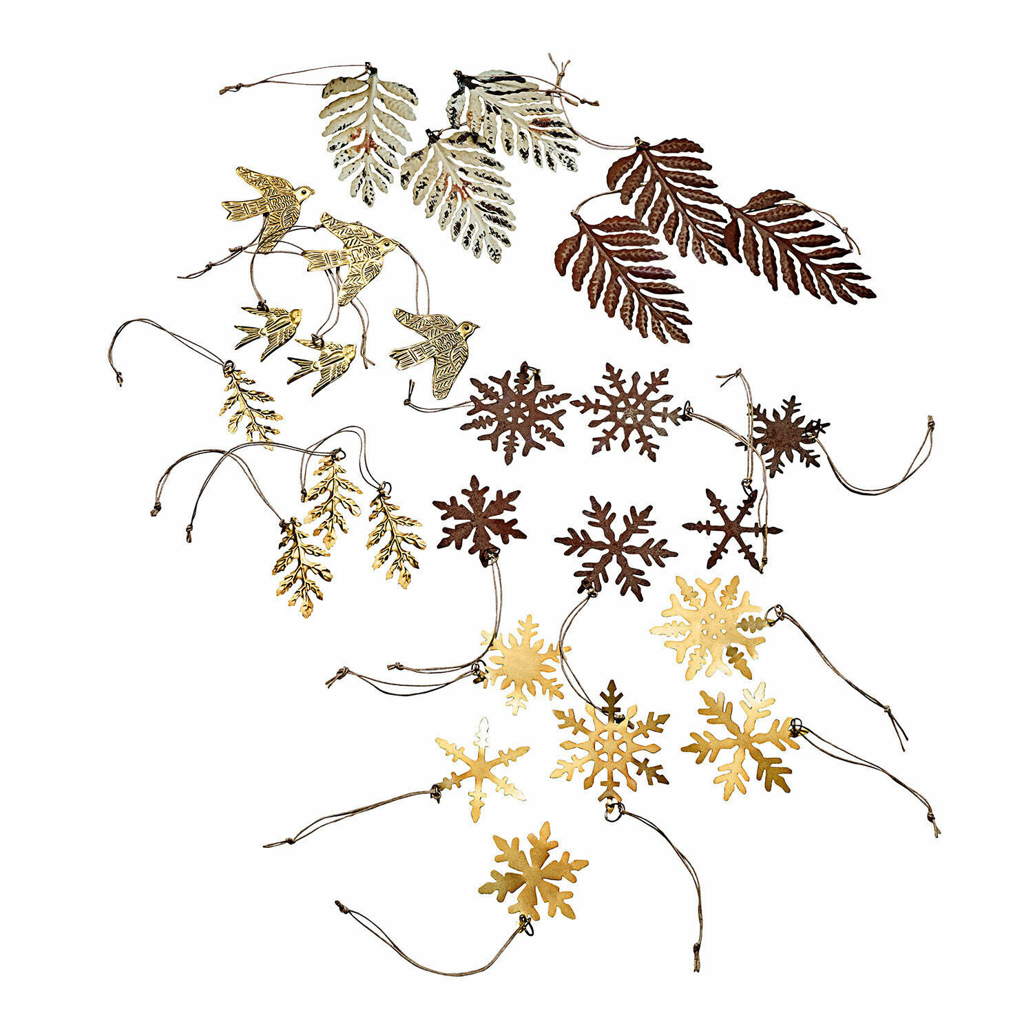 Lot de 30 décorations de Noël Mirabel Ensemble de décorations métalliques en forme de feuilles, oiseaux et flocons de neige en or et brun pour décoration.