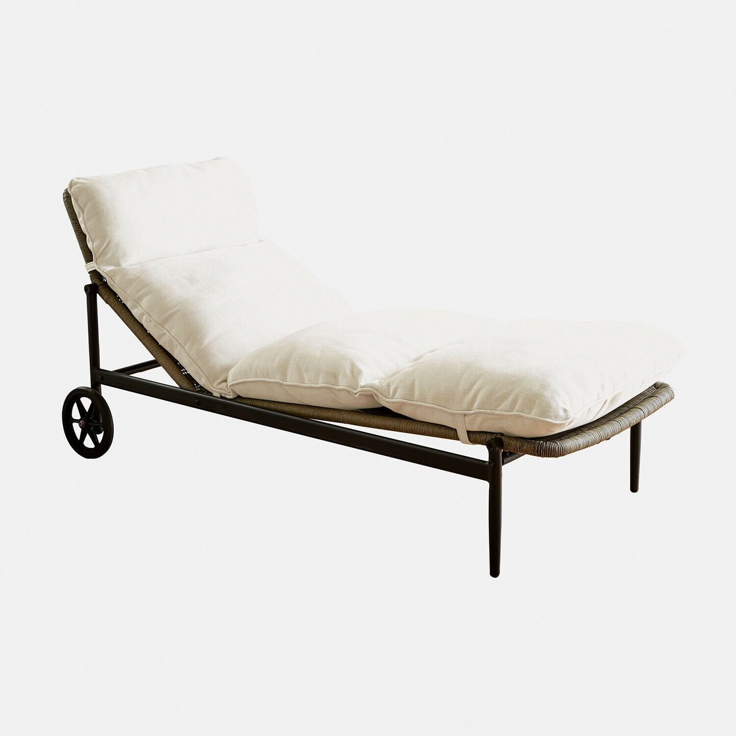 Chaise longue de jardin avec cadre en métal et coussin crème, mobilier confortable pour détente extérieure