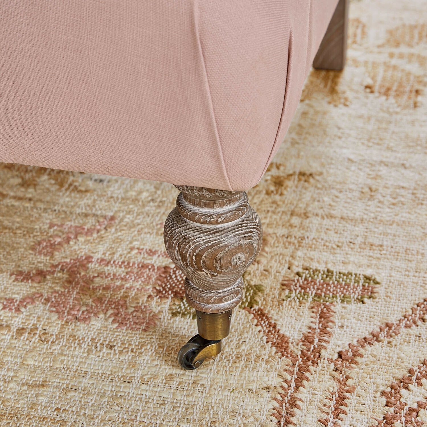 Fauteuil met hocker Rose de Lumière