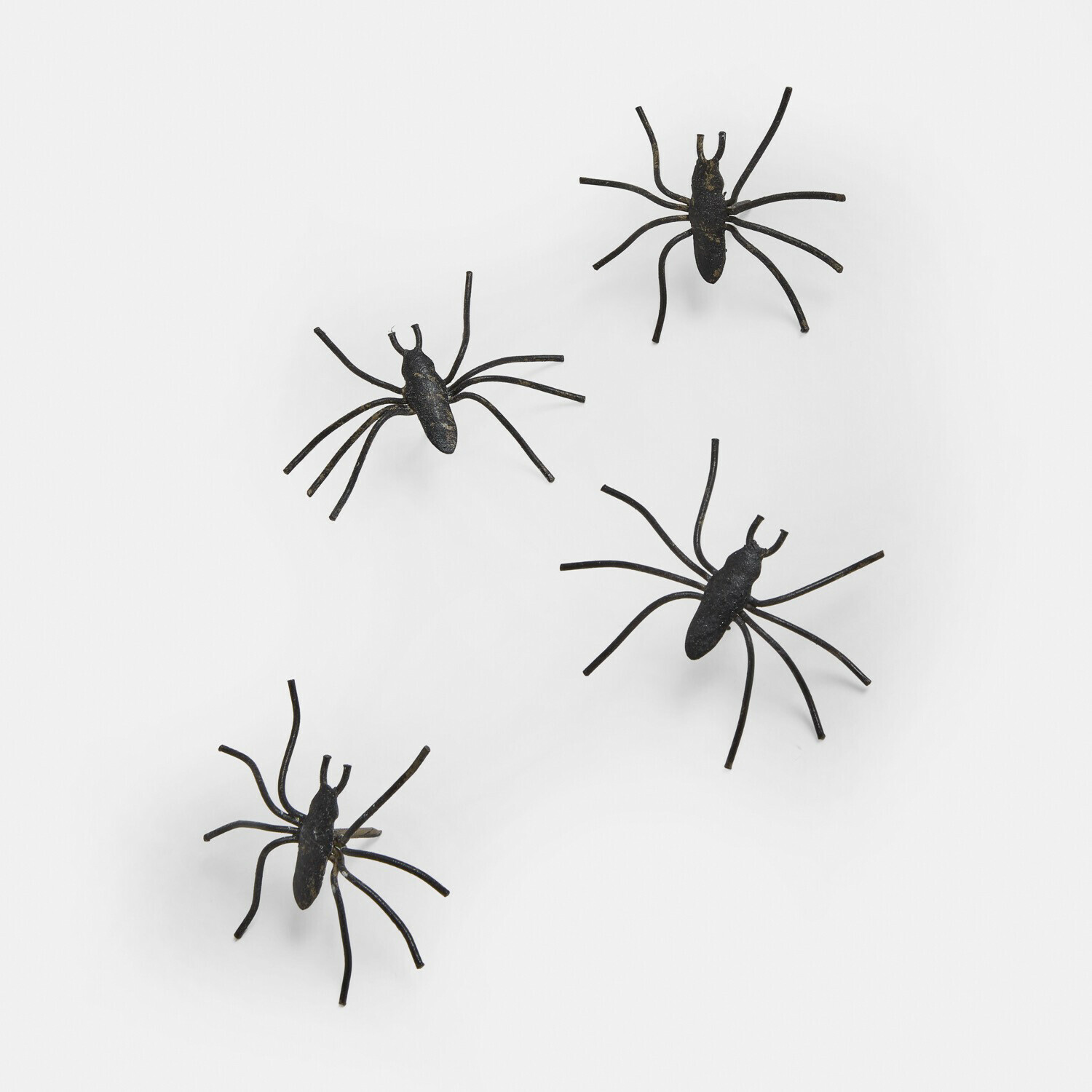 Lot de 4 pin’s décoratifs Gwynetha
