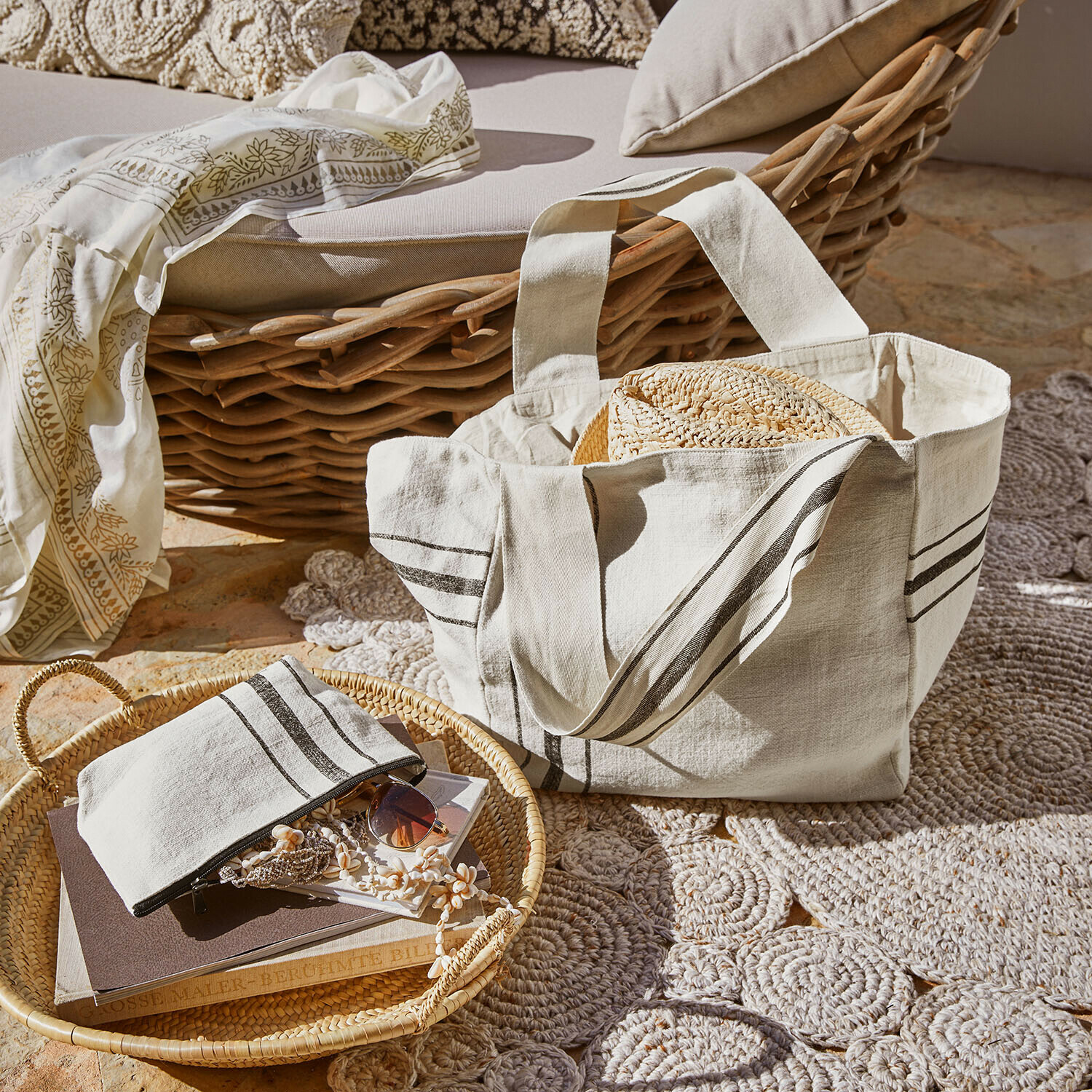Ensemble cabas et pochette Bravenda