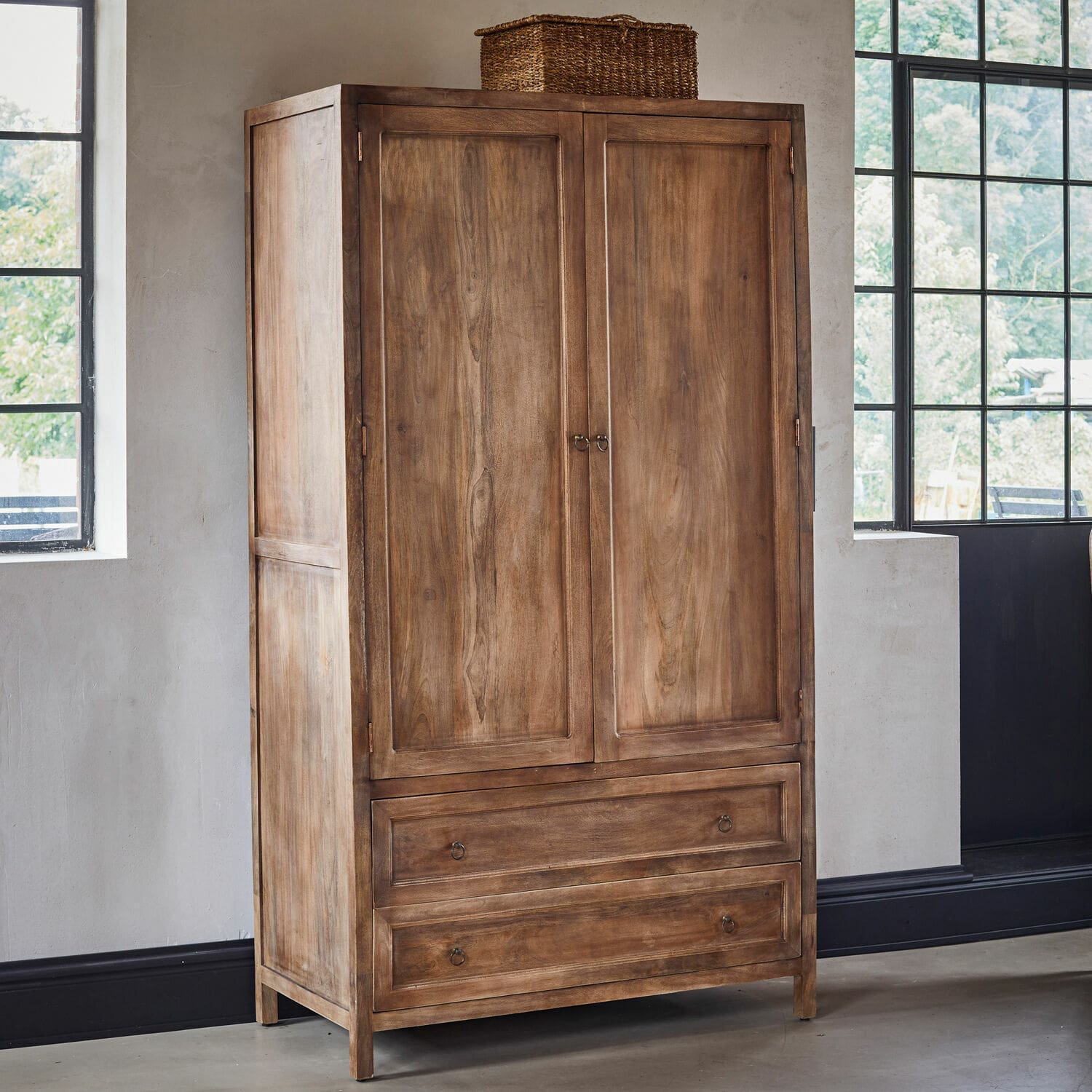 Armoire Saniuta