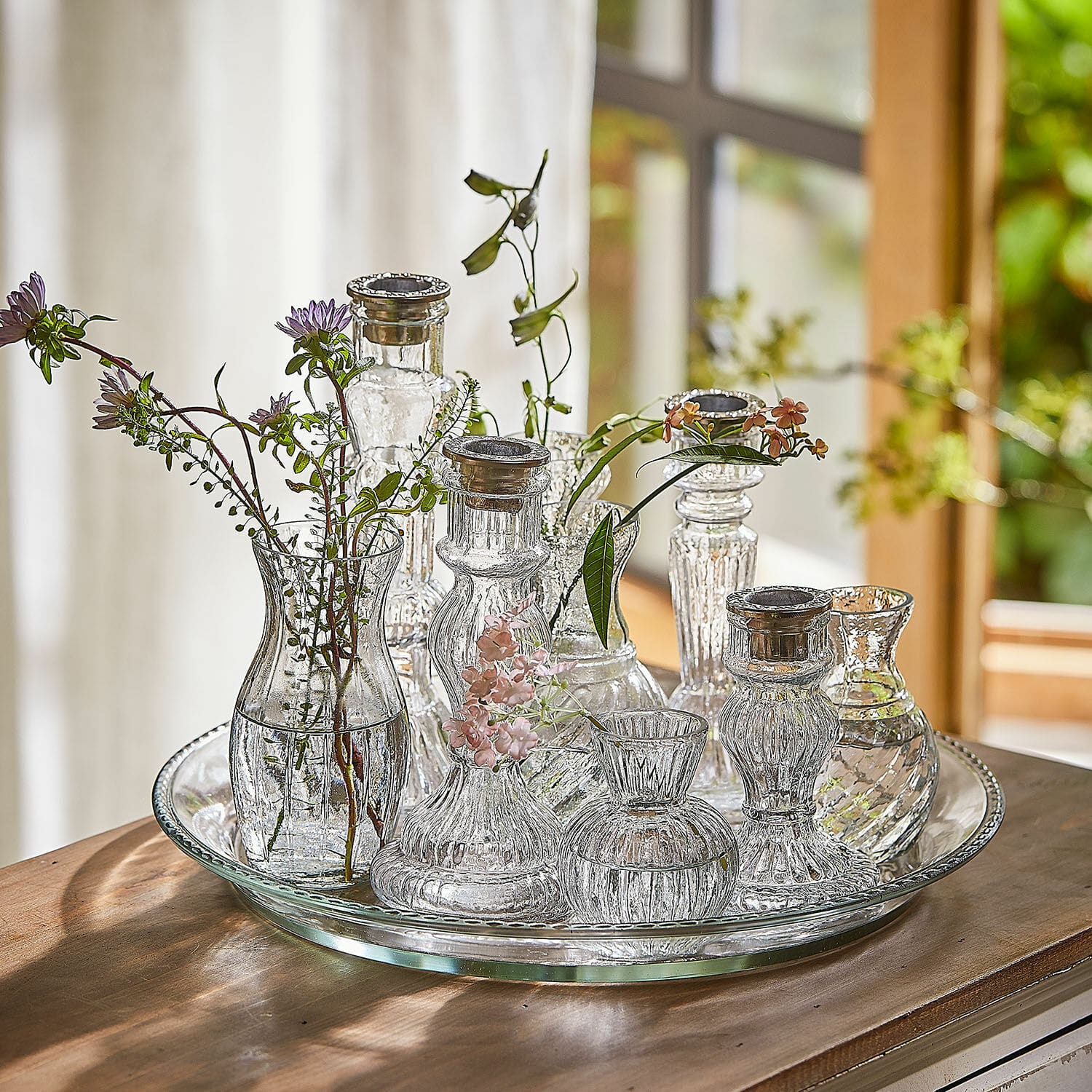 Plateau avec bougeoirs et vases Hilevor
