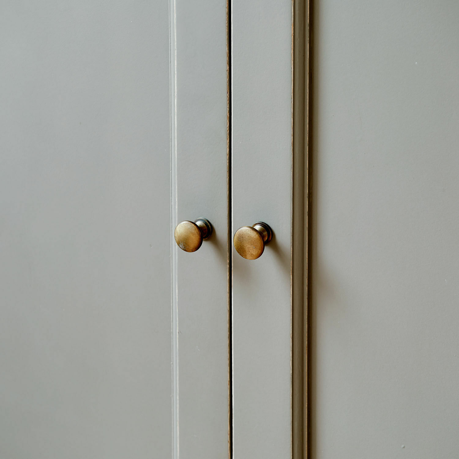 Kast Rosebrook