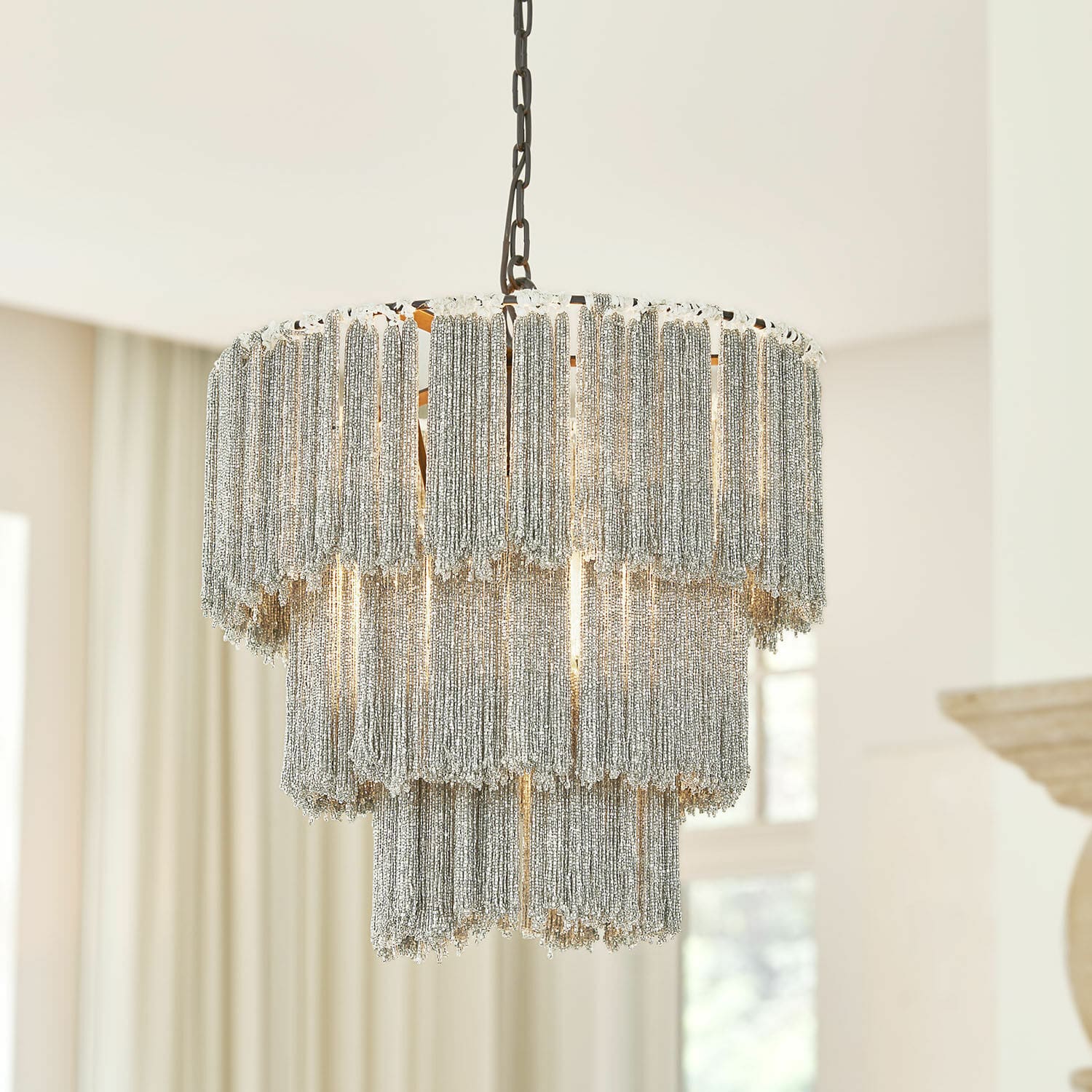 Kroonluchter Ivry-la-Rivière Hanglamp met zilveren metalen franjes in vintage stijl voor woonkamerdecoratie