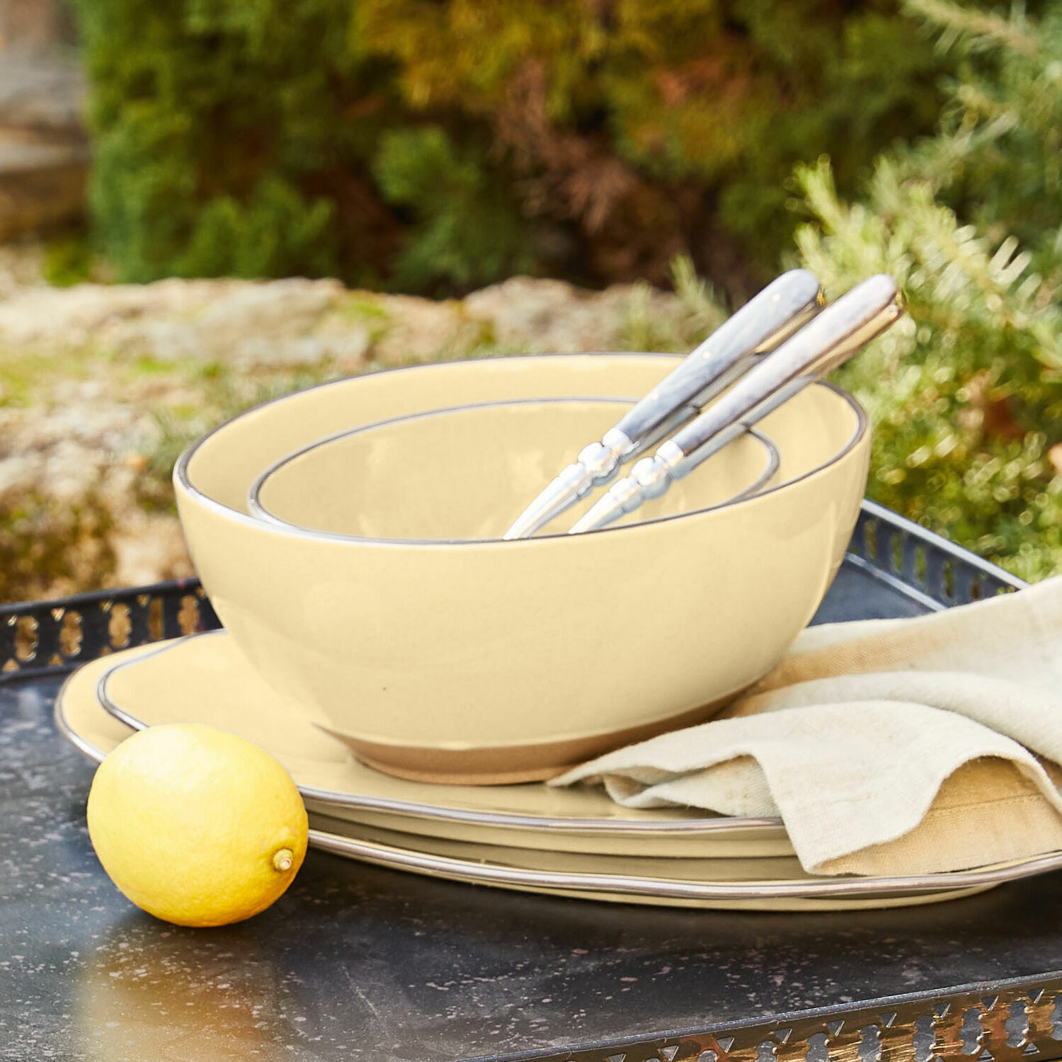 Lot de 2 saladiers Biarré