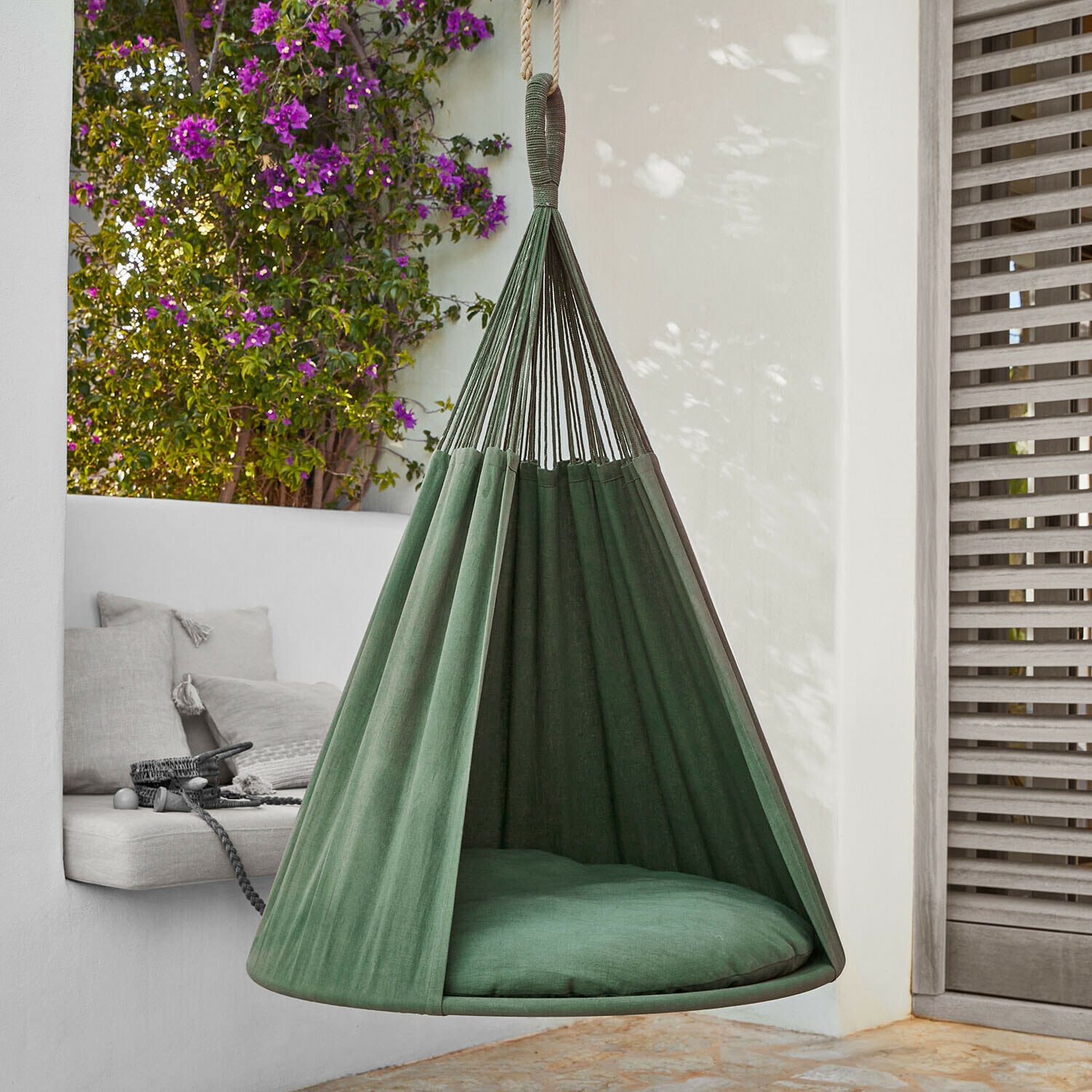 Fauteuil suspendu pour enfant Pixiboo Fauteuil suspendu vert en tissu, espace détente confortable pour terrasse ou jardin