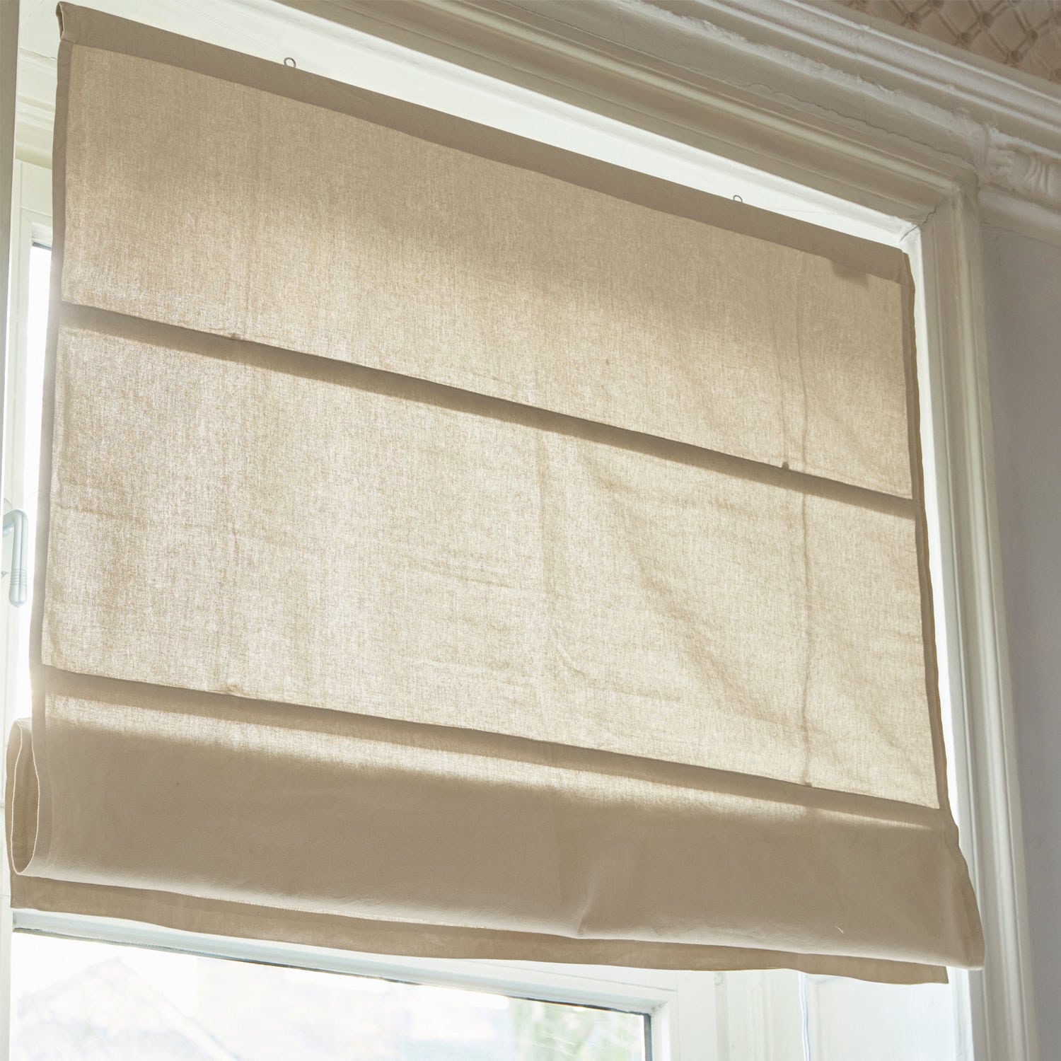 Vouwgordijn Fides Beige rolgordijn van natuurlijke stof, stijlvolle raamdecoratie voor modern interieur