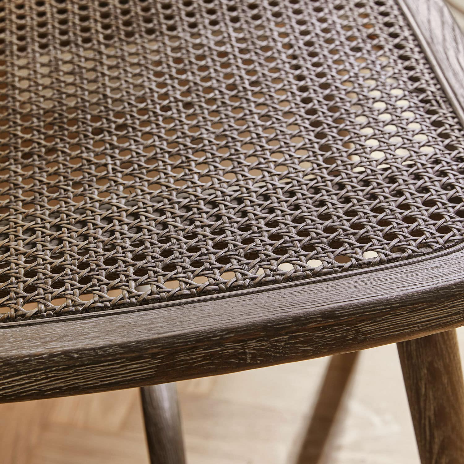 Chaise Caelwyn