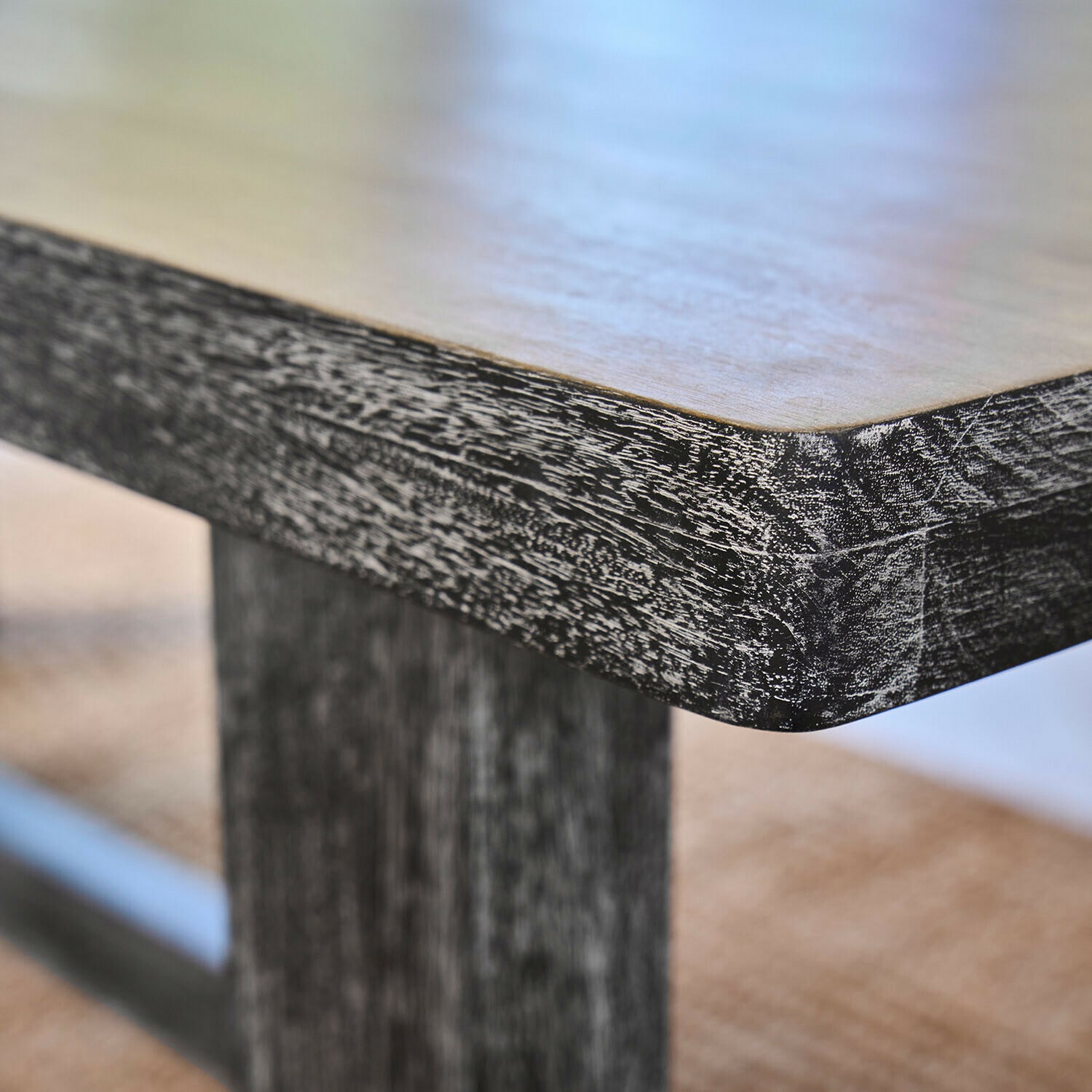 Tafel Oaklynne