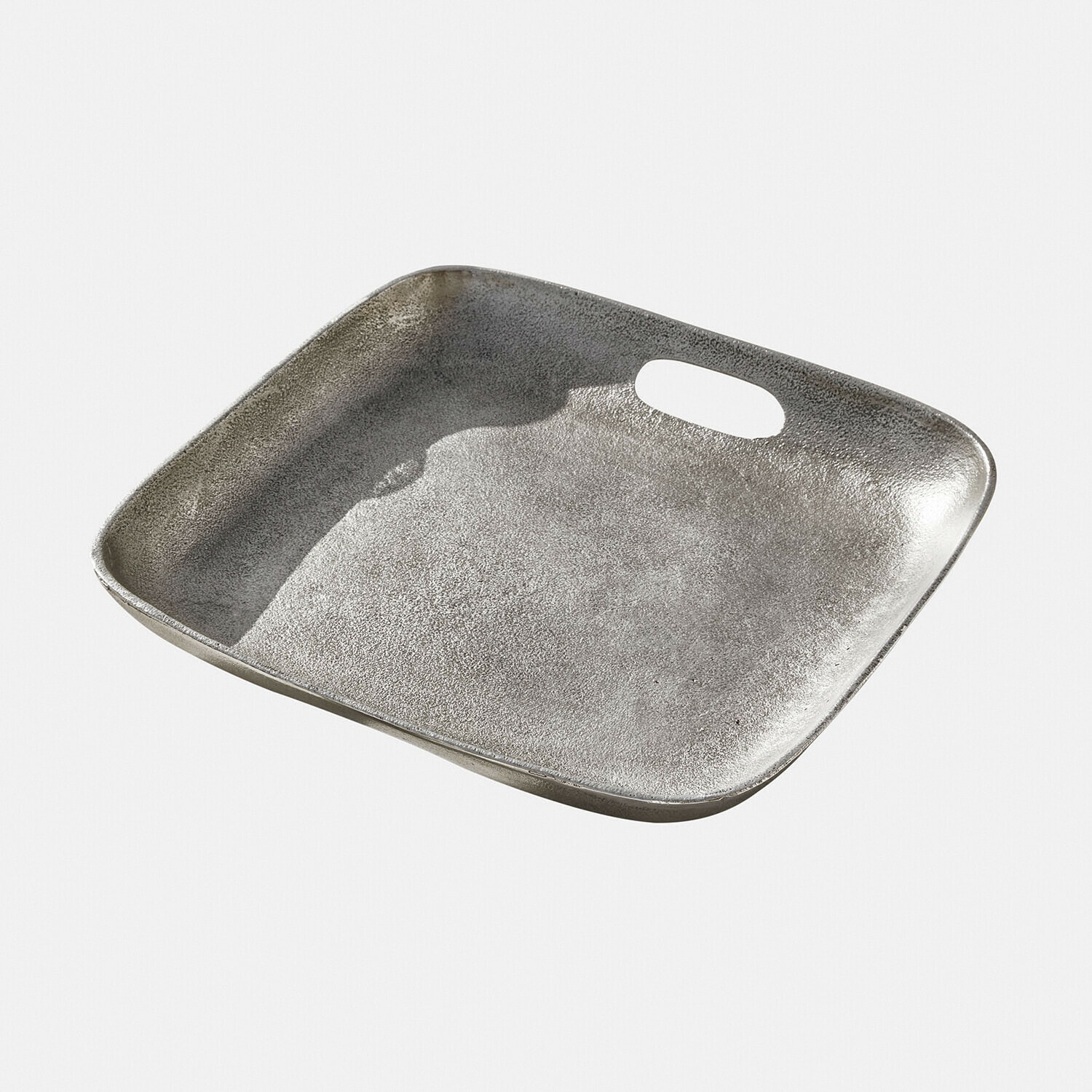 Plateau carré en métal argenté avec poignée, accessoire pratique pour la maison