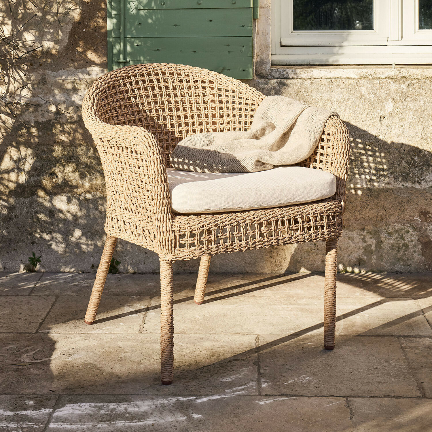 Chaise Mossbury