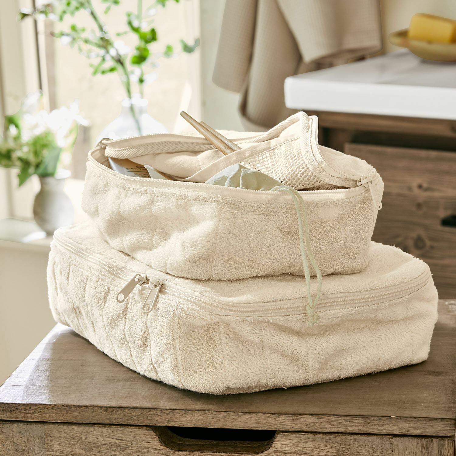 Toilettas set van 2 Invarel Beige zachte badstof etui met rits voor thuisopslag