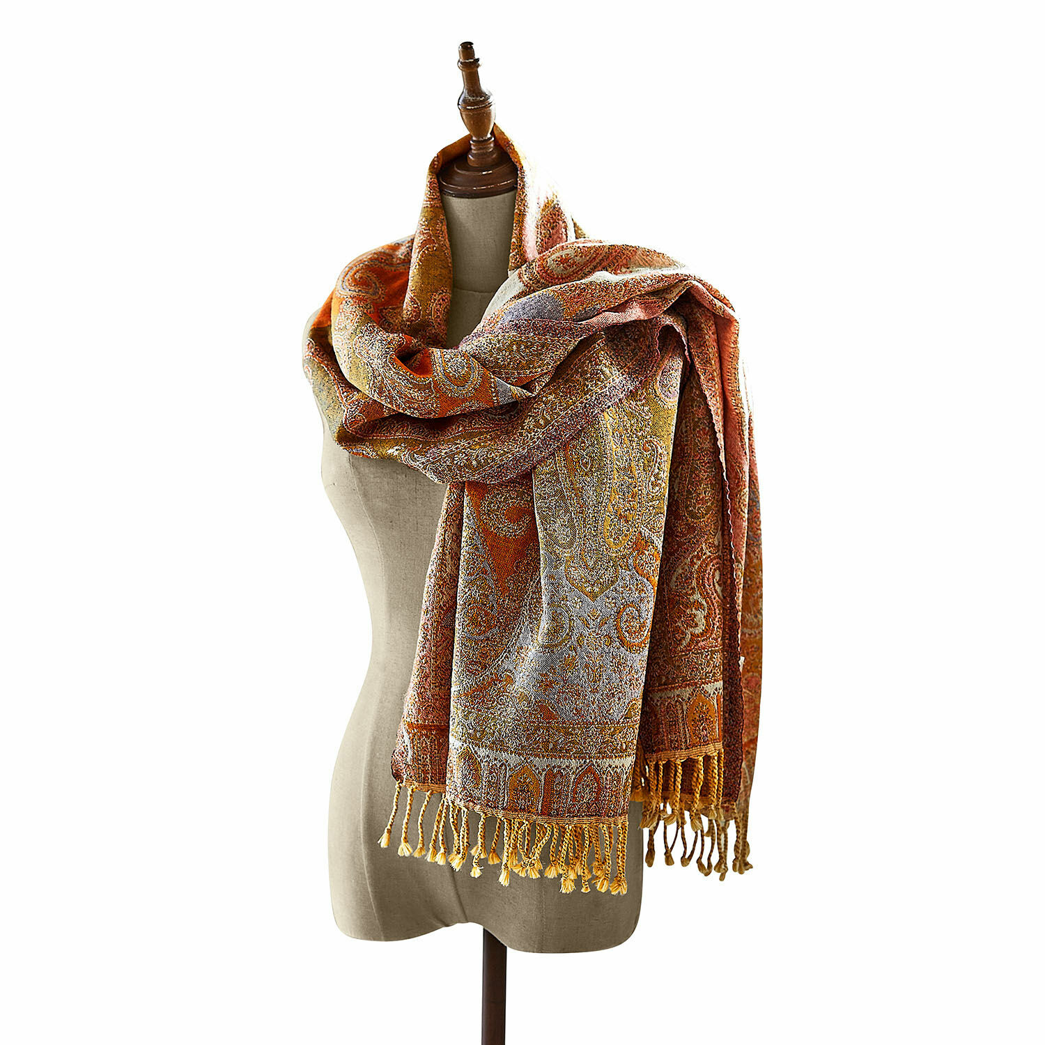 Sjaal Kifah Grote sjaal met paisley patroon in warme oranje en gele tinten met franjes, zachte stof