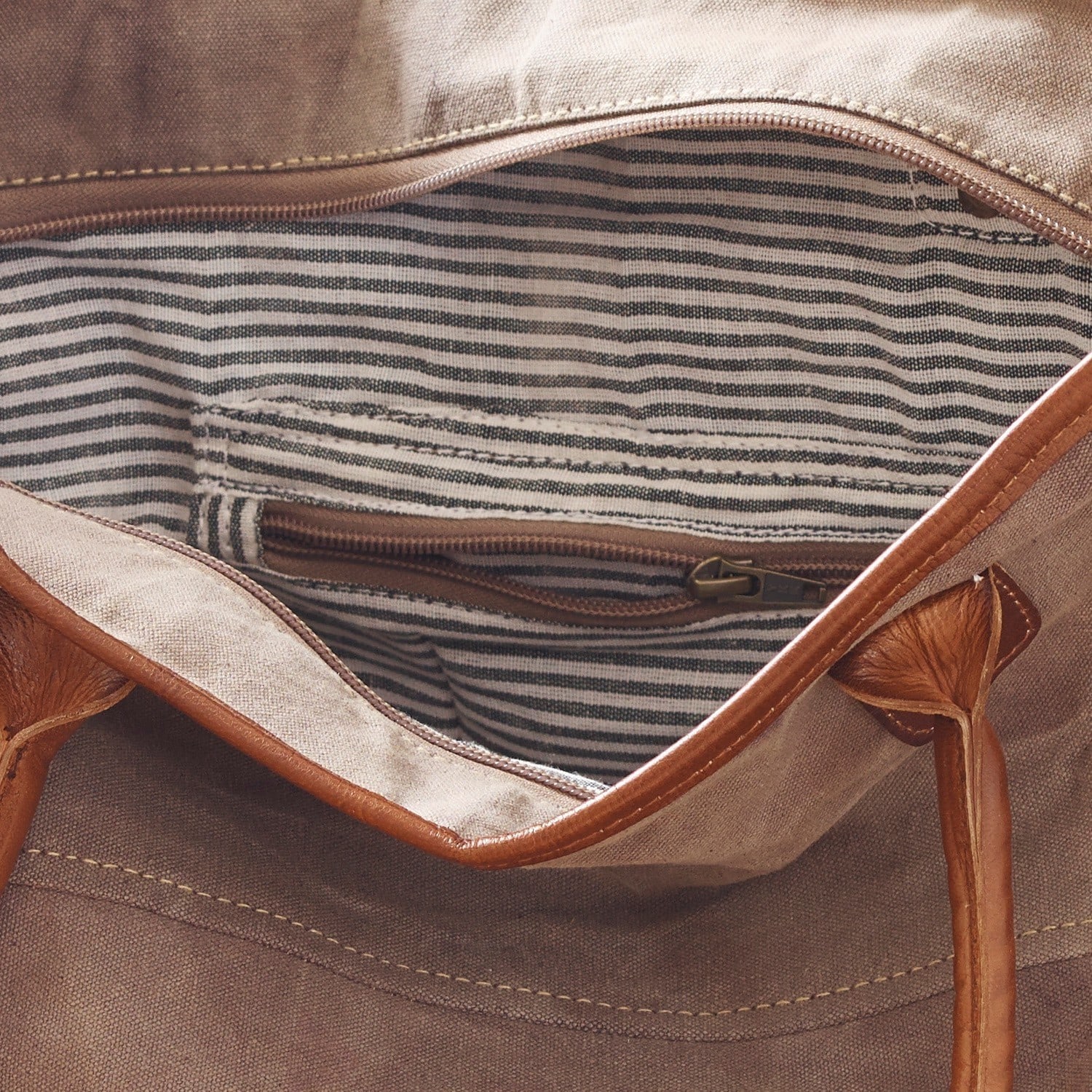 Ensemble 2 pièces cabas et pochette Callaway