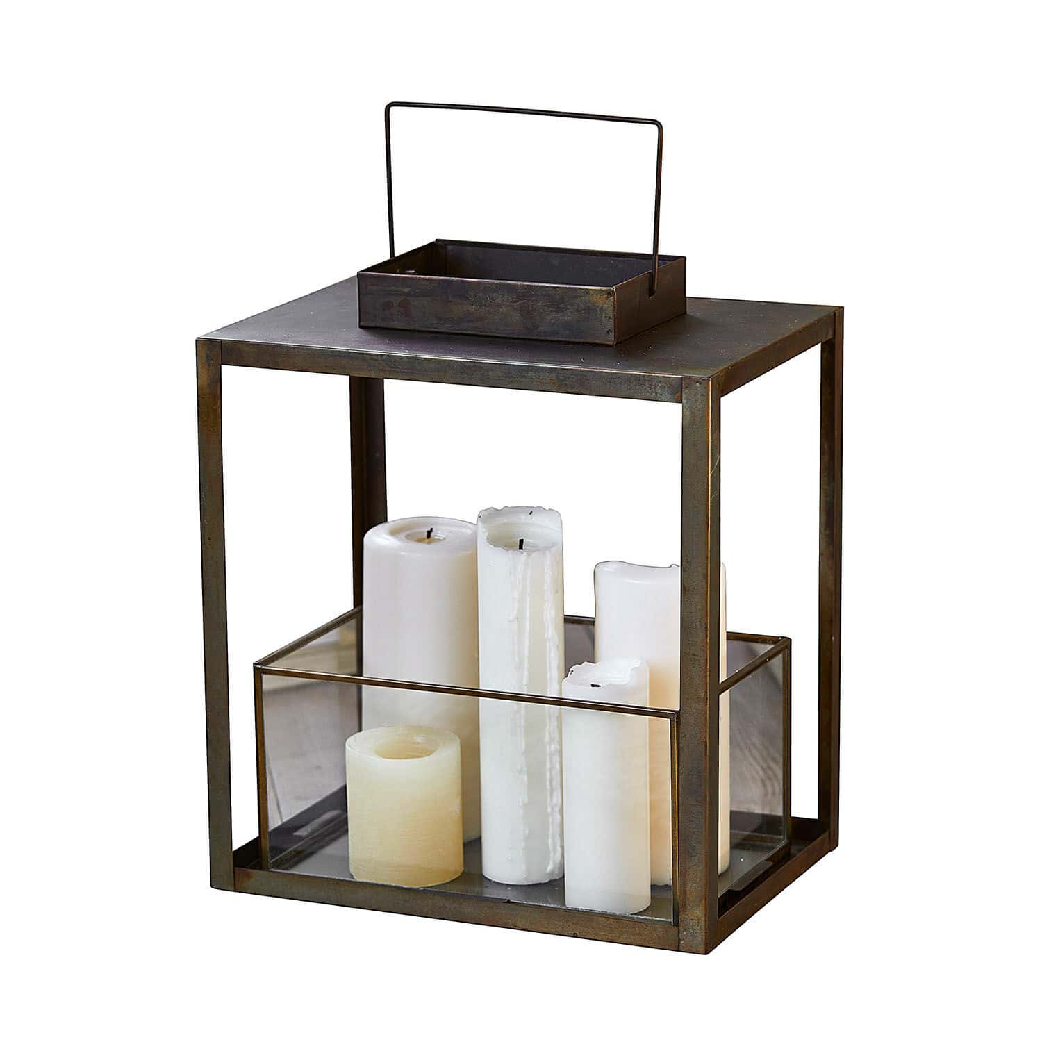 Lantaarn Abbracciante Metalen lantaarn met helder glas en witte kaarsen in rustieke decoratieve stijl