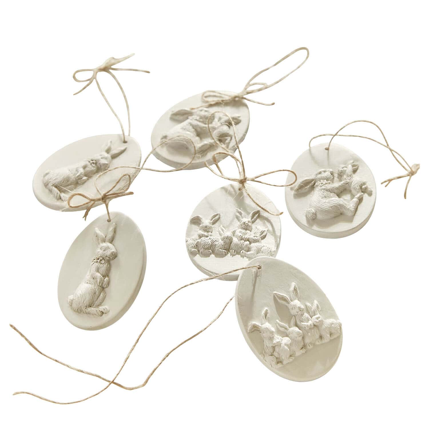 Hanger set van 6 Jasélie Set witte kleihangers met konijnenmotieven, paasdecoratie met natuurlijke touw