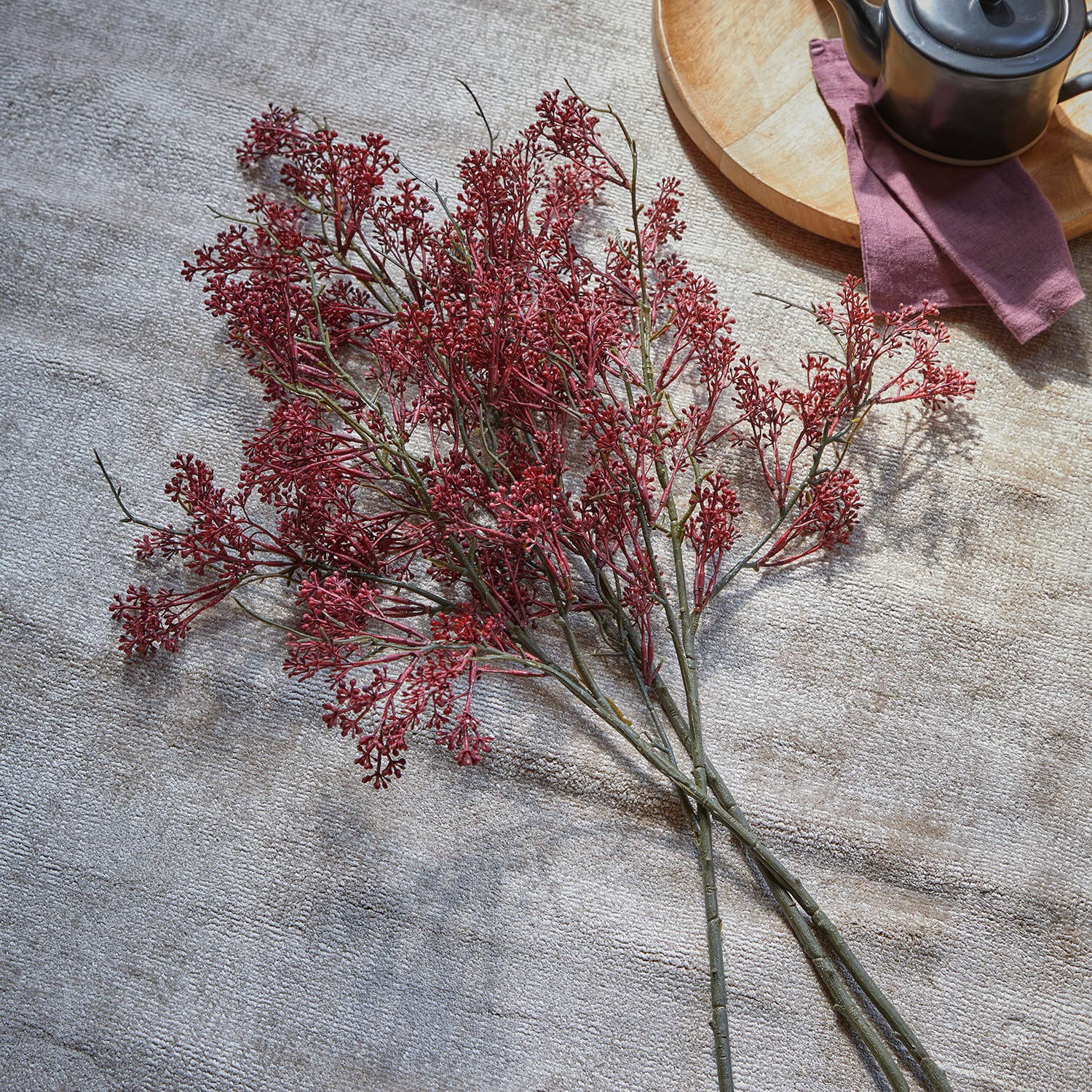 Lot de 3 fleurs décoratives Lac Serein Branches décoratives rouges en plastique sur fond clair, décoration intérieure et aménagement maison