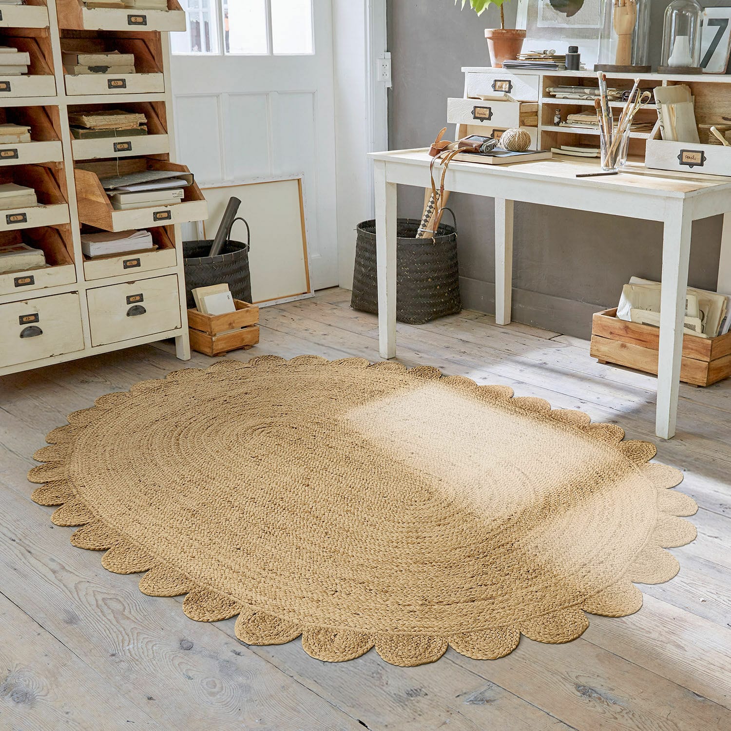 Vloerkleed Ferce Ovale jute vloerkleed in natuurlijke kleur met decoratieve rand, perfect voor een gezellige ruimte