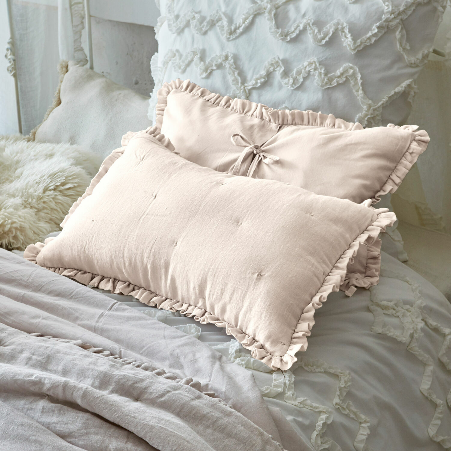 Kussenhoes set van 2 Iriga Beige katoenen kussenhoes met ruches, decoratief en zacht voor slaapkamer