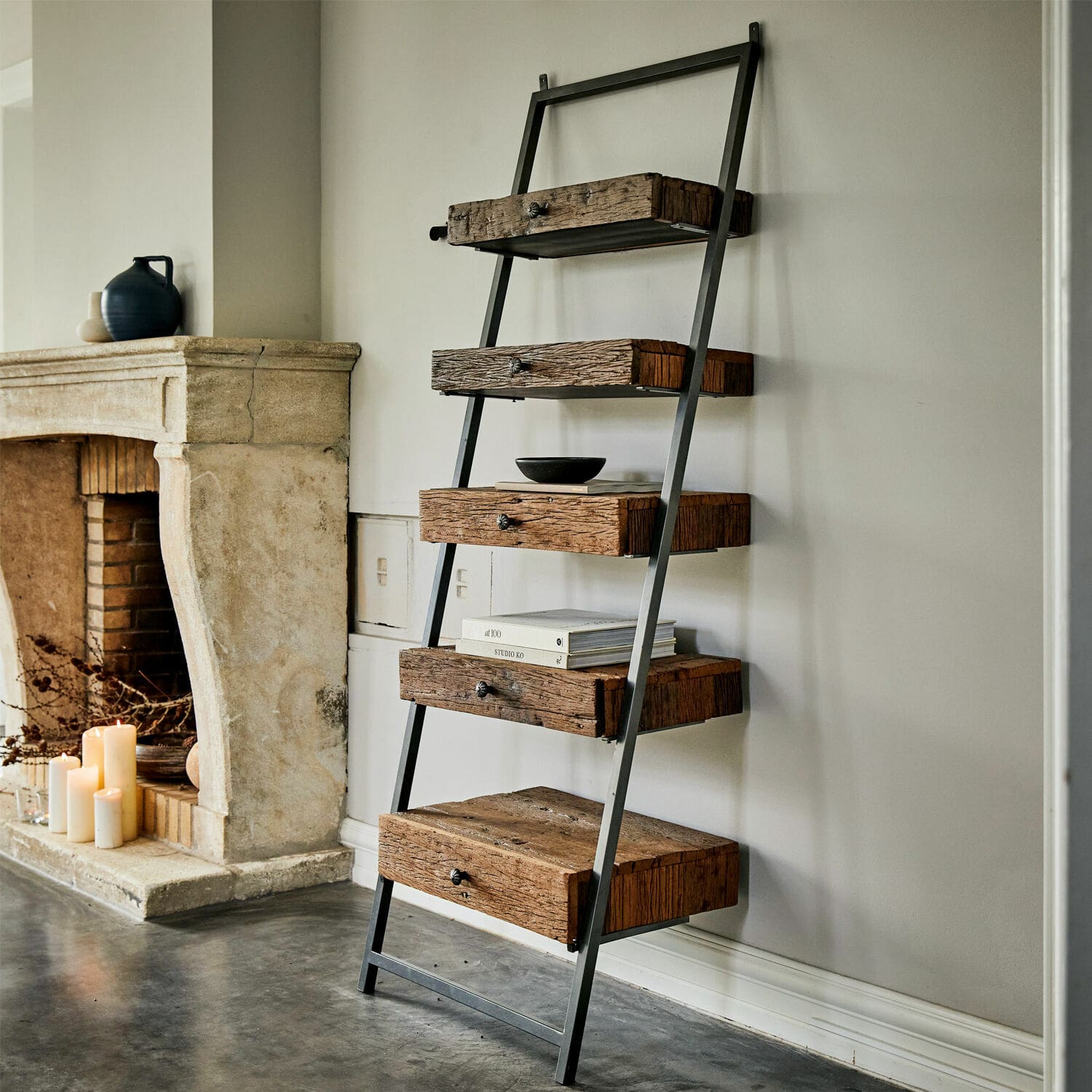 Kast Rosemill