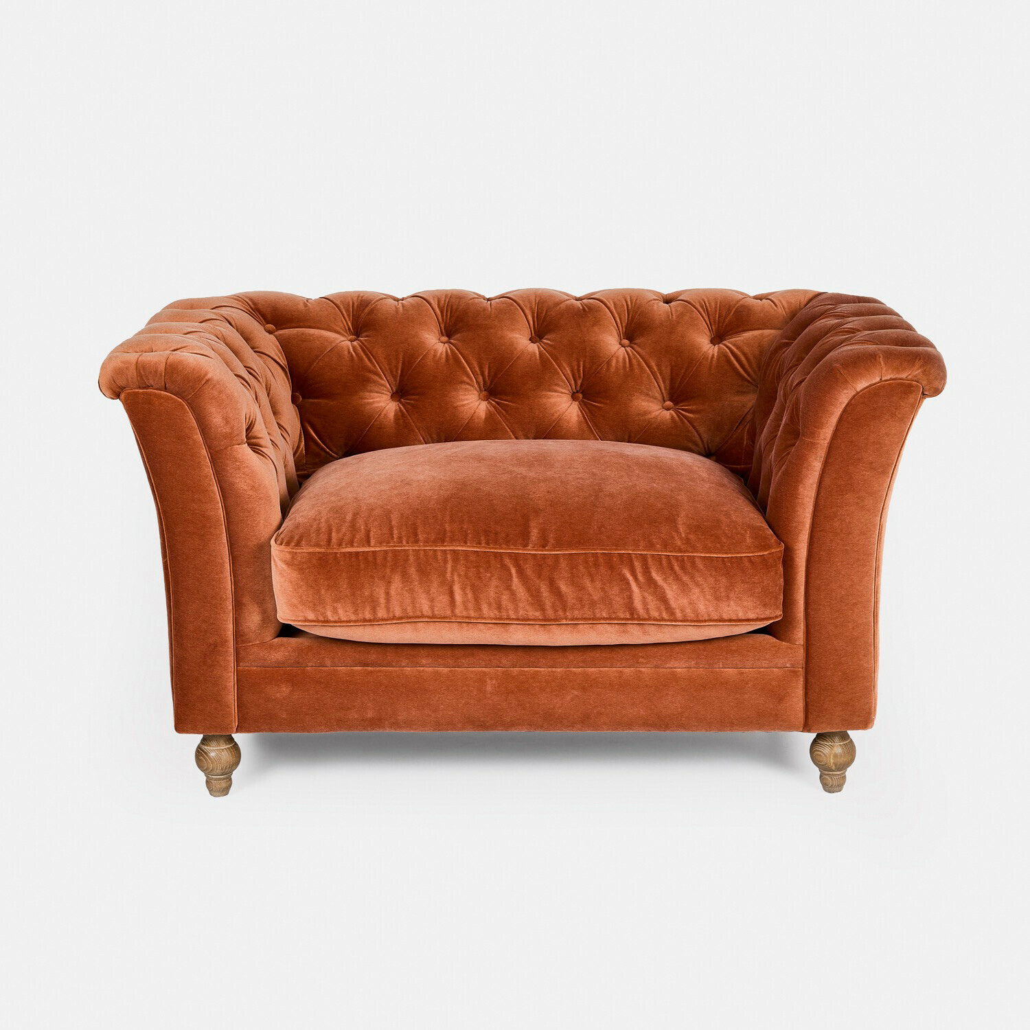 oranje Oranje fluwelen bank met doorgestikte rugleuning en houten poten, comfortabele woonkamermeubel