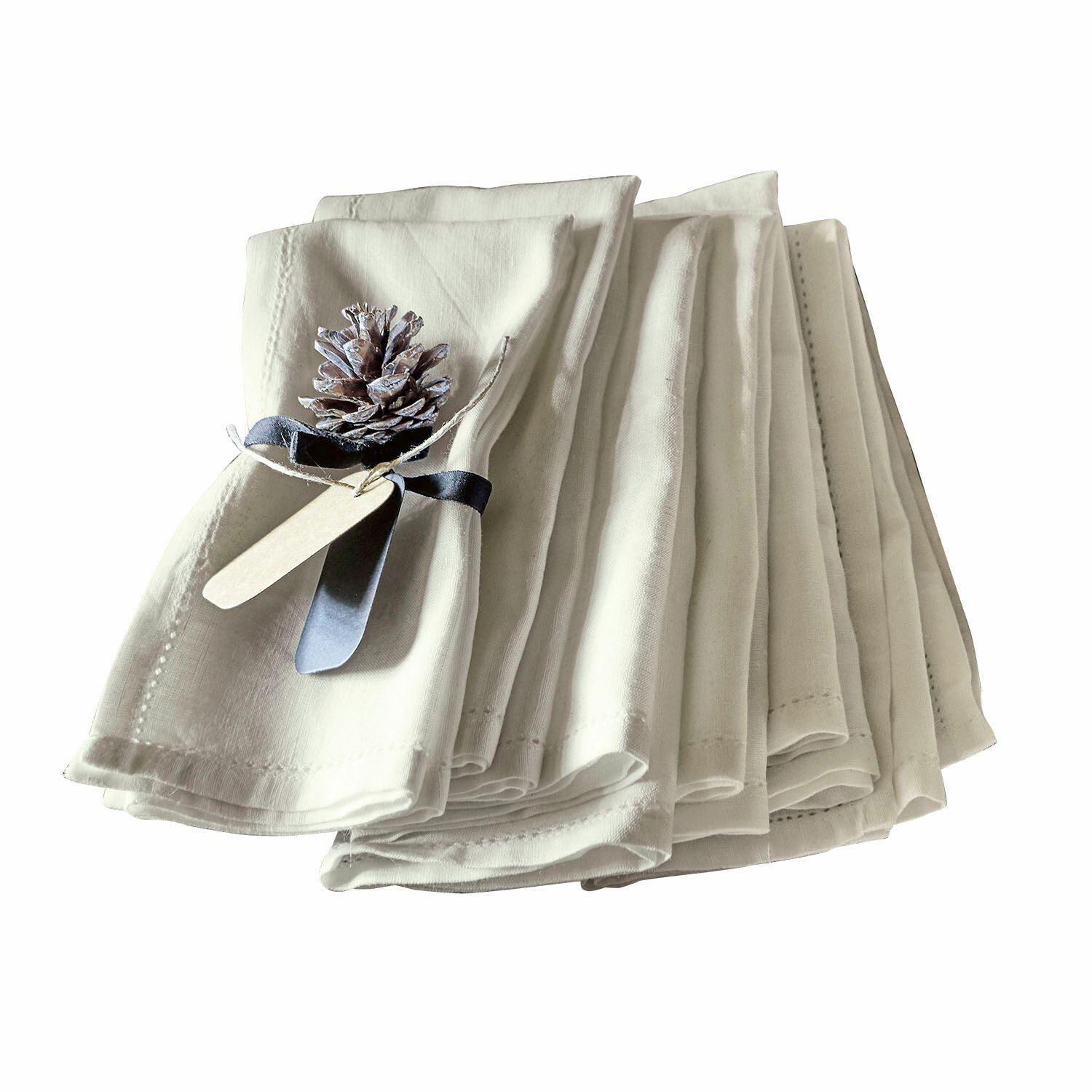 Lot de 6 serviettes de table Fibi Ensemble de serviettes en lin crème avec pomme de pin décorative et ruban noir pour table élégante