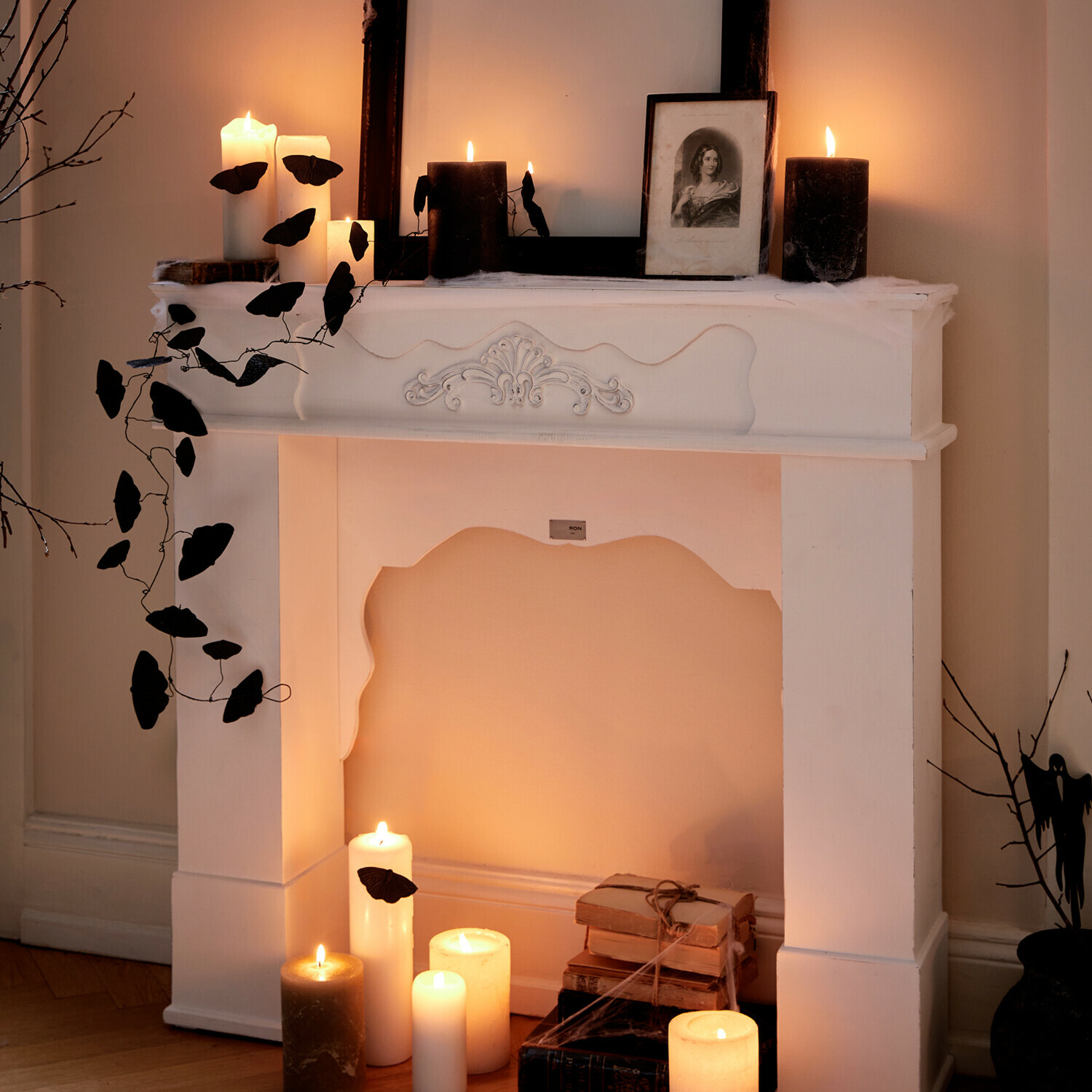 Lot de 4 pin’s décoratifs Orlenaith