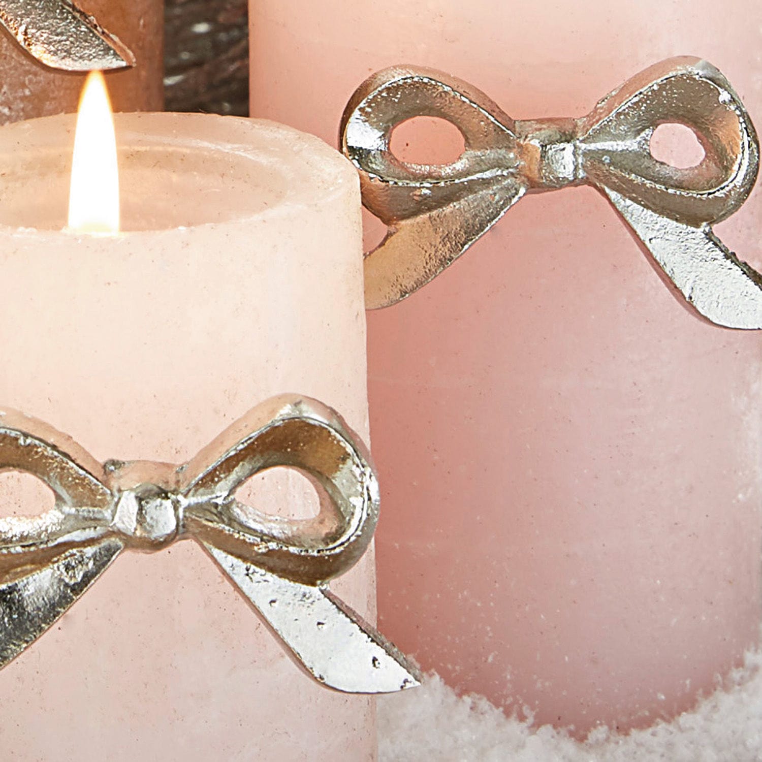 Lot de 4 pin’s décoratifs Eve