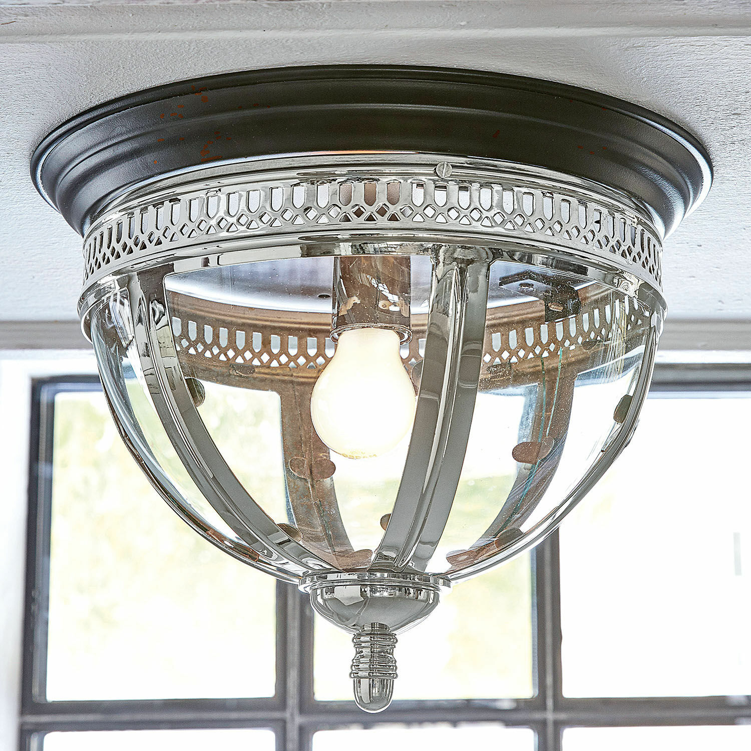 Wand- en plafondlamp Toole Glazen plafondlamp met zilverkleurig en zwart metalen frame in vintage stijl