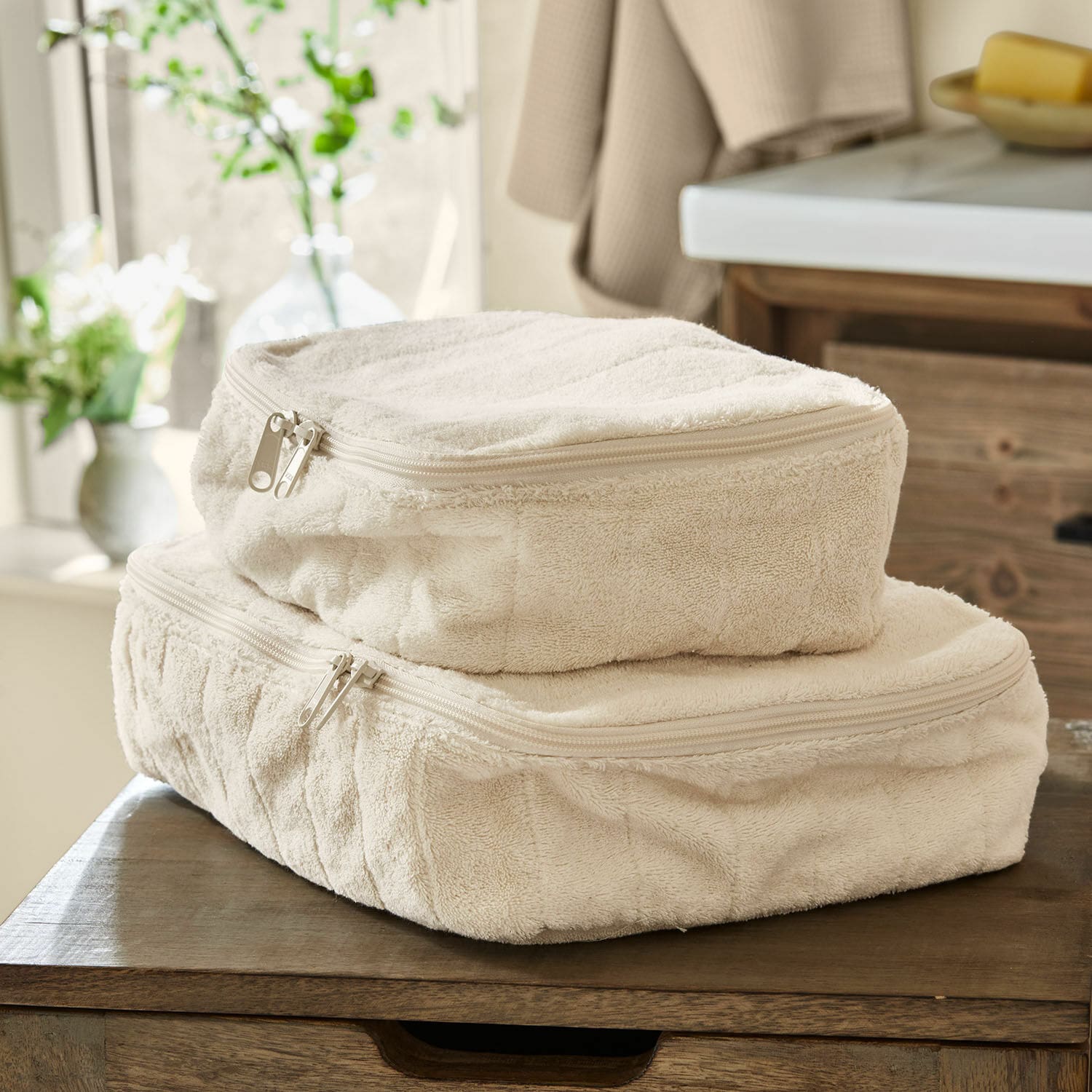 Lot de 2 trousses de toilette Invarel