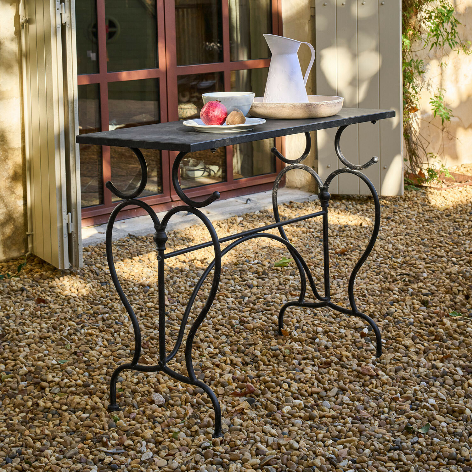 Table Cauvrel