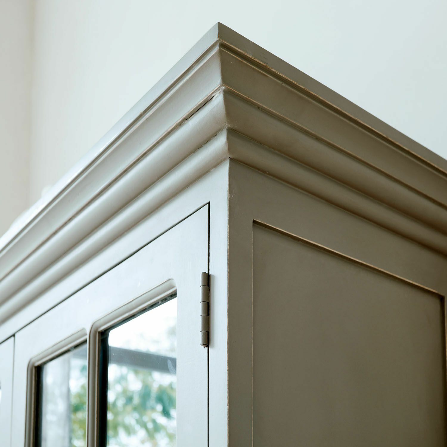 Kast Rosebrook