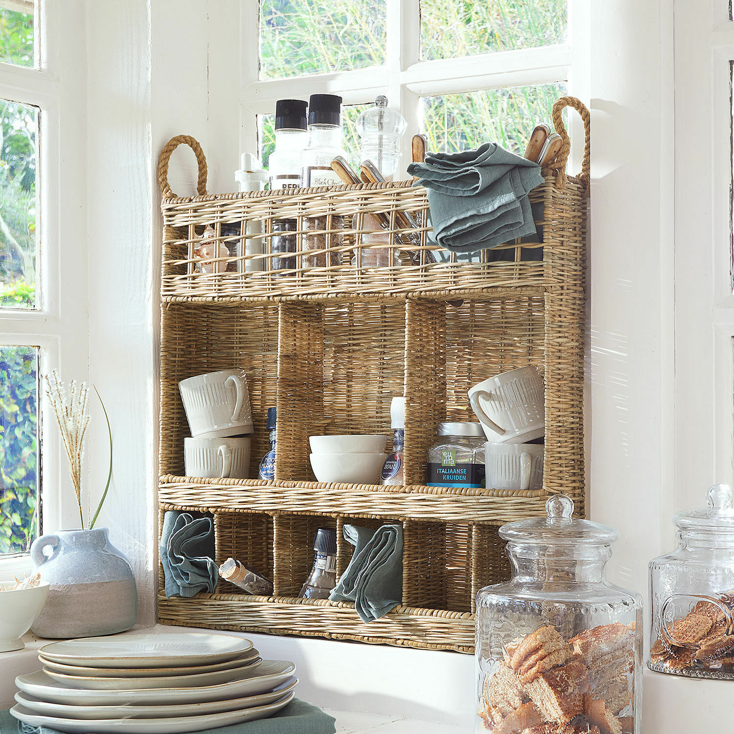 Kruidenrekje Yilvento Natuurlijke rieten keukenorganizer met vakken voor kruiden en servies, praktisch en decoratief