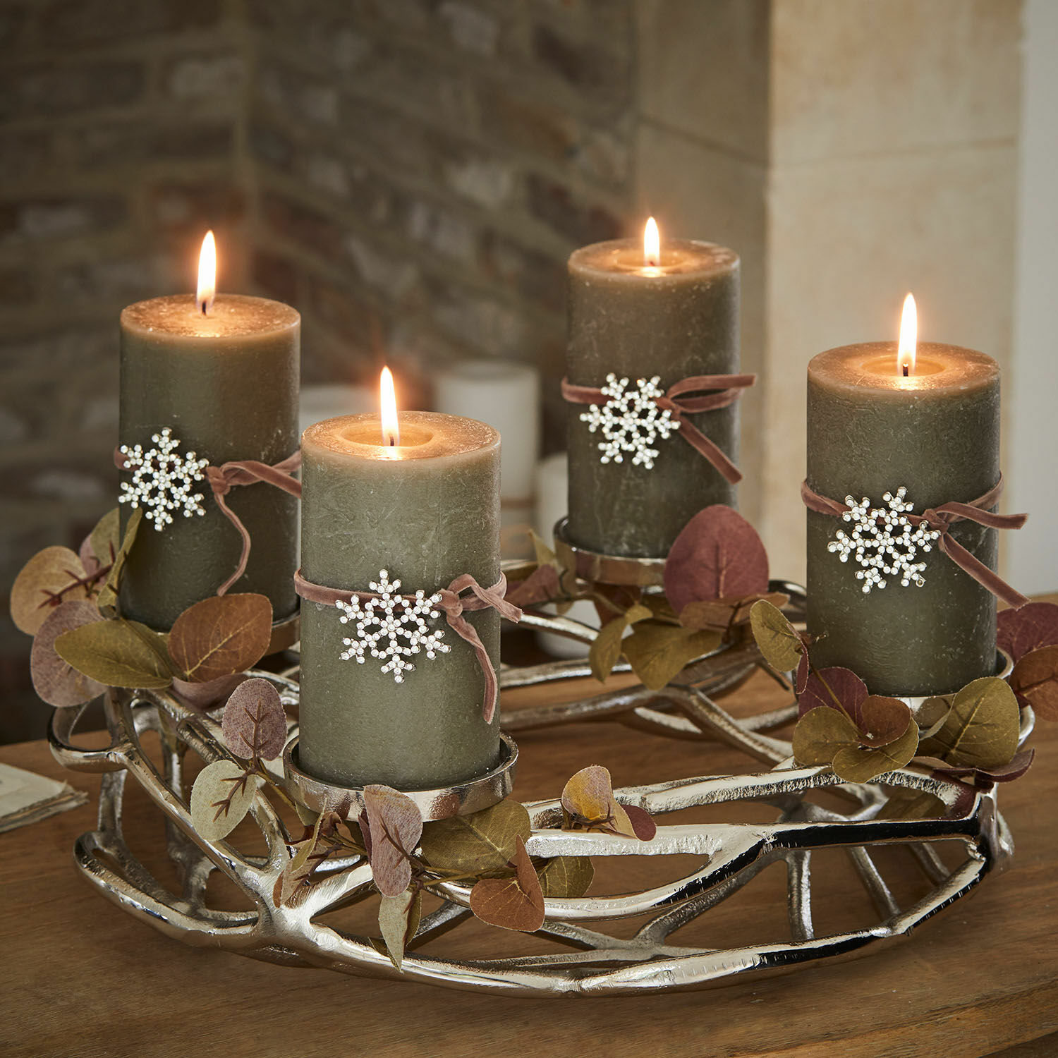 Lot de 4 pin’s décoratifs Volexi