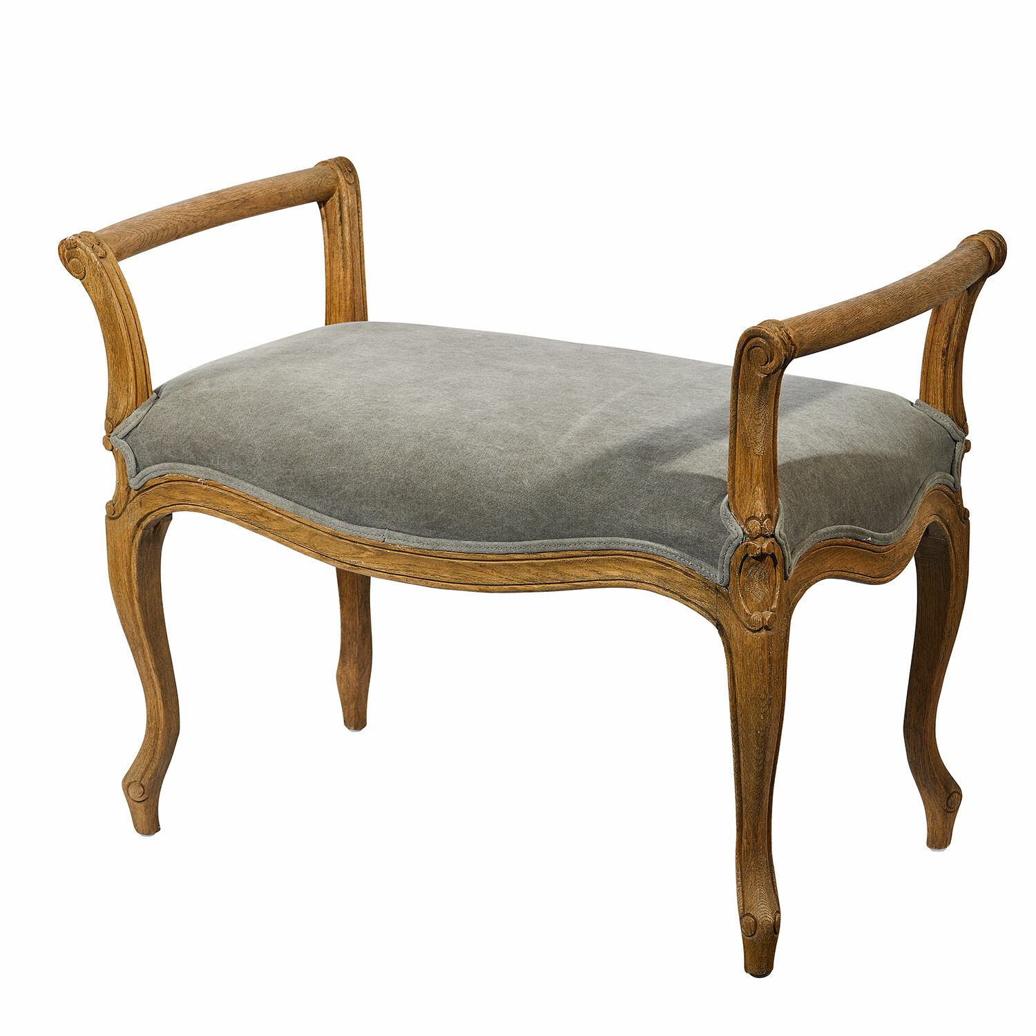 grijs Bank Pierremont met grijze bekleding en houten frame in vintage stijl voor woonkamer