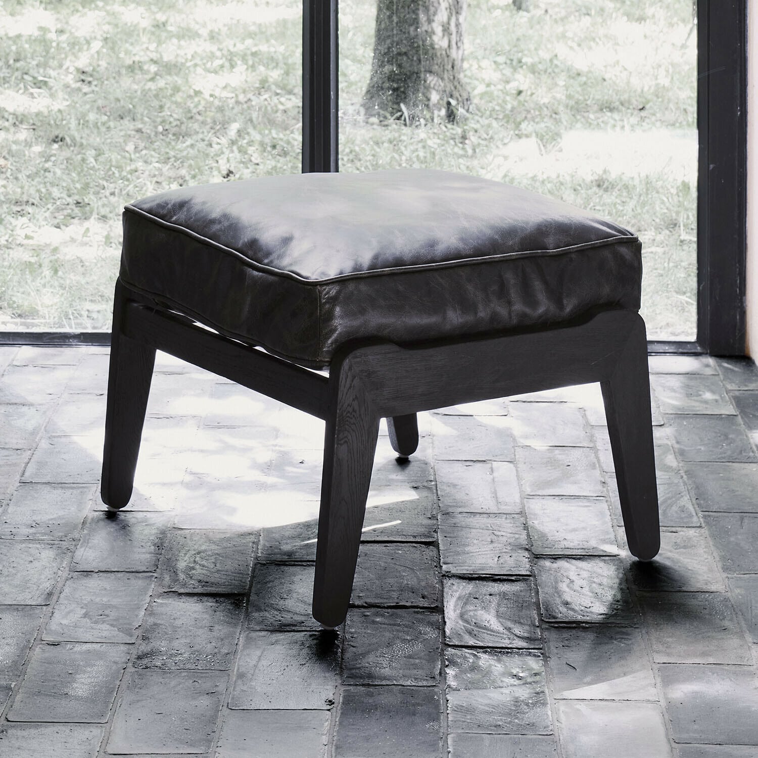 Hocker Cliftone Hocker Cliftone