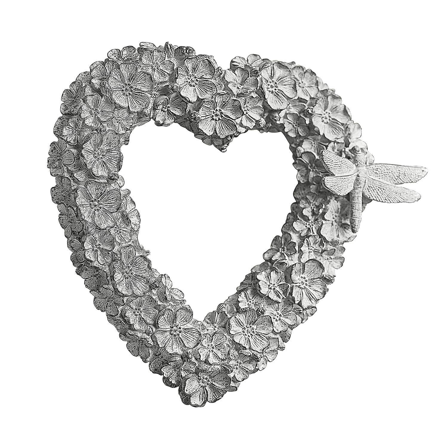 Couronne Corvelique Cœur décoratif en fleurs avec libellule argentée, ornement pour maison et jardin