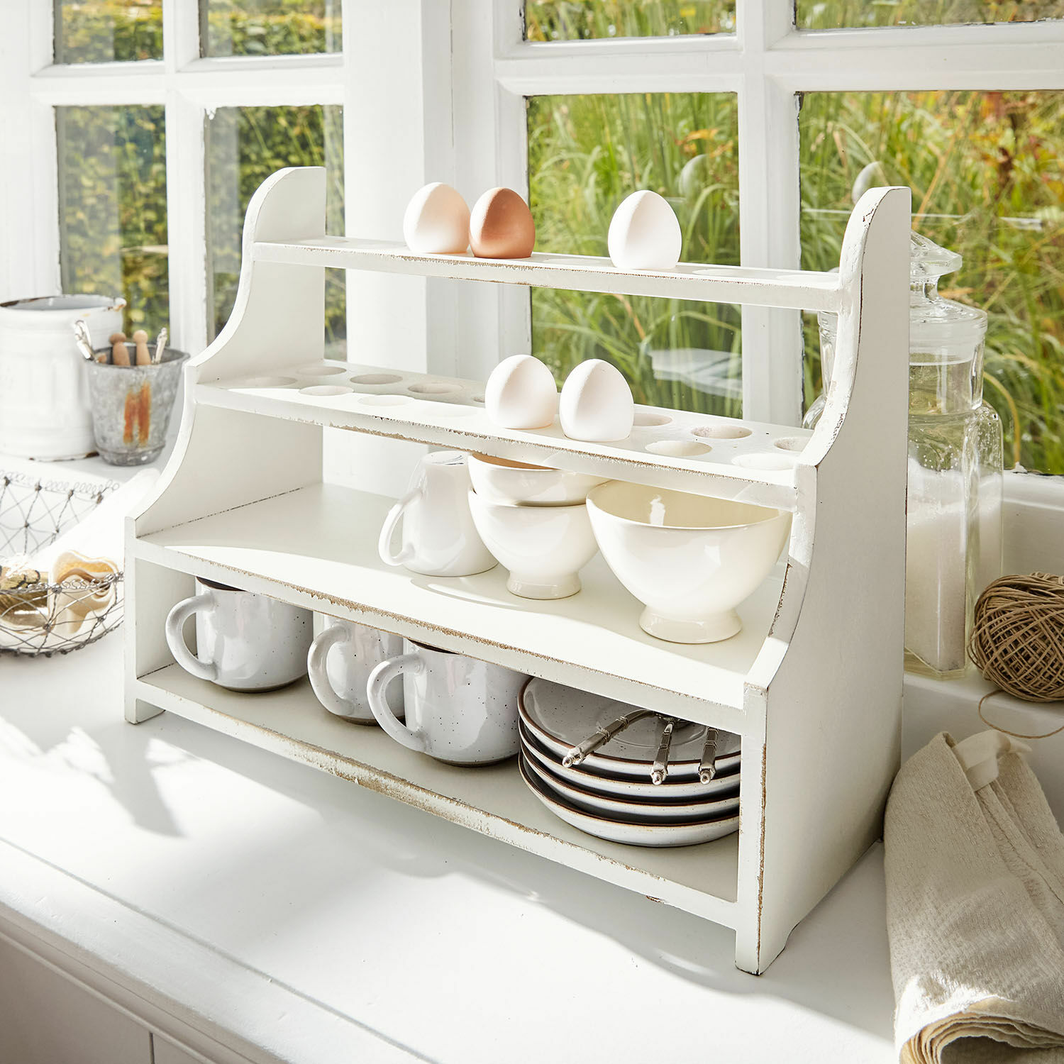 Organiseur Pervina Étagère de cuisine en bois blanc avec rangement pour œufs, tasses et assiettes, style rustique