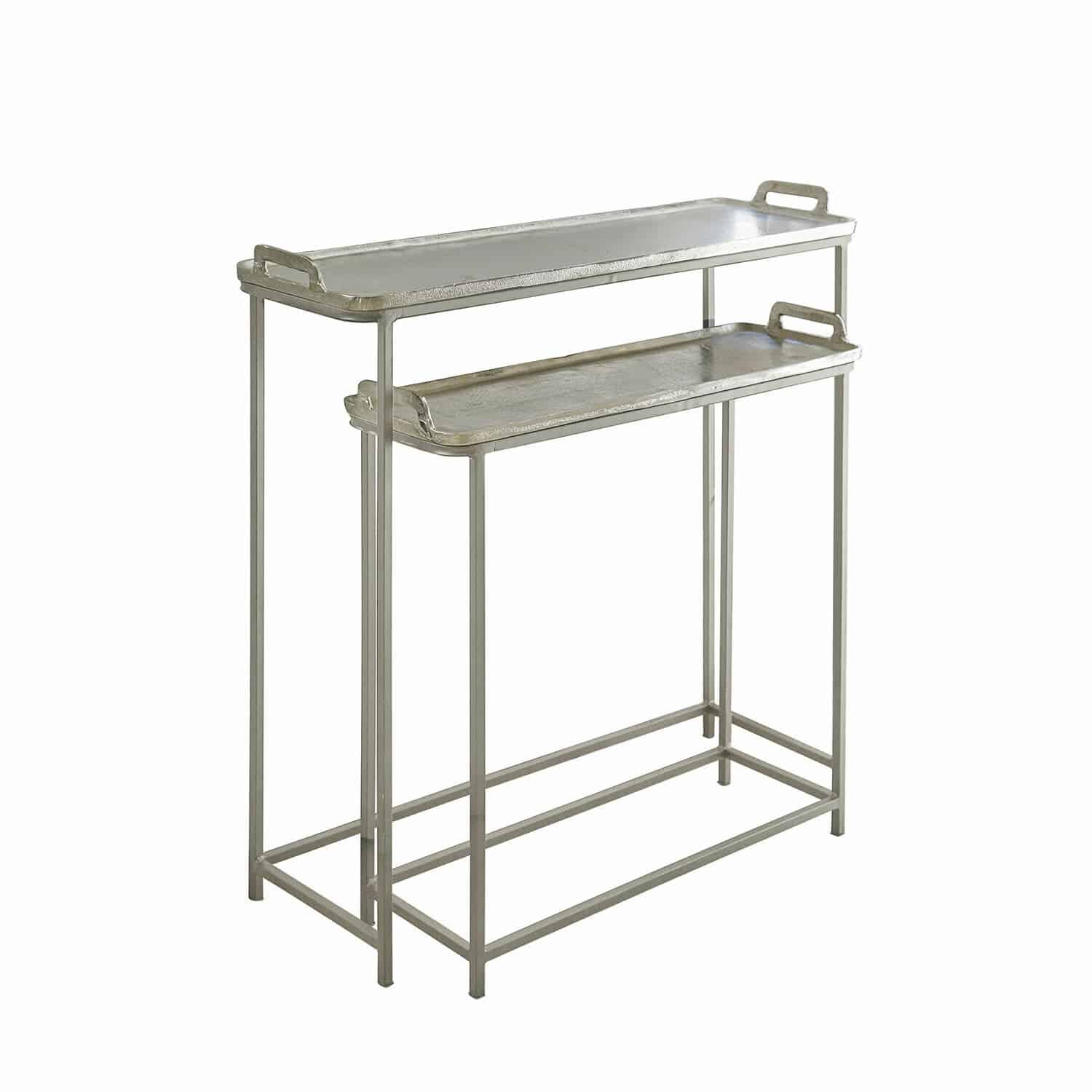 Metalen tafel met twee zilverkleurige trays voor opslag en decoratie