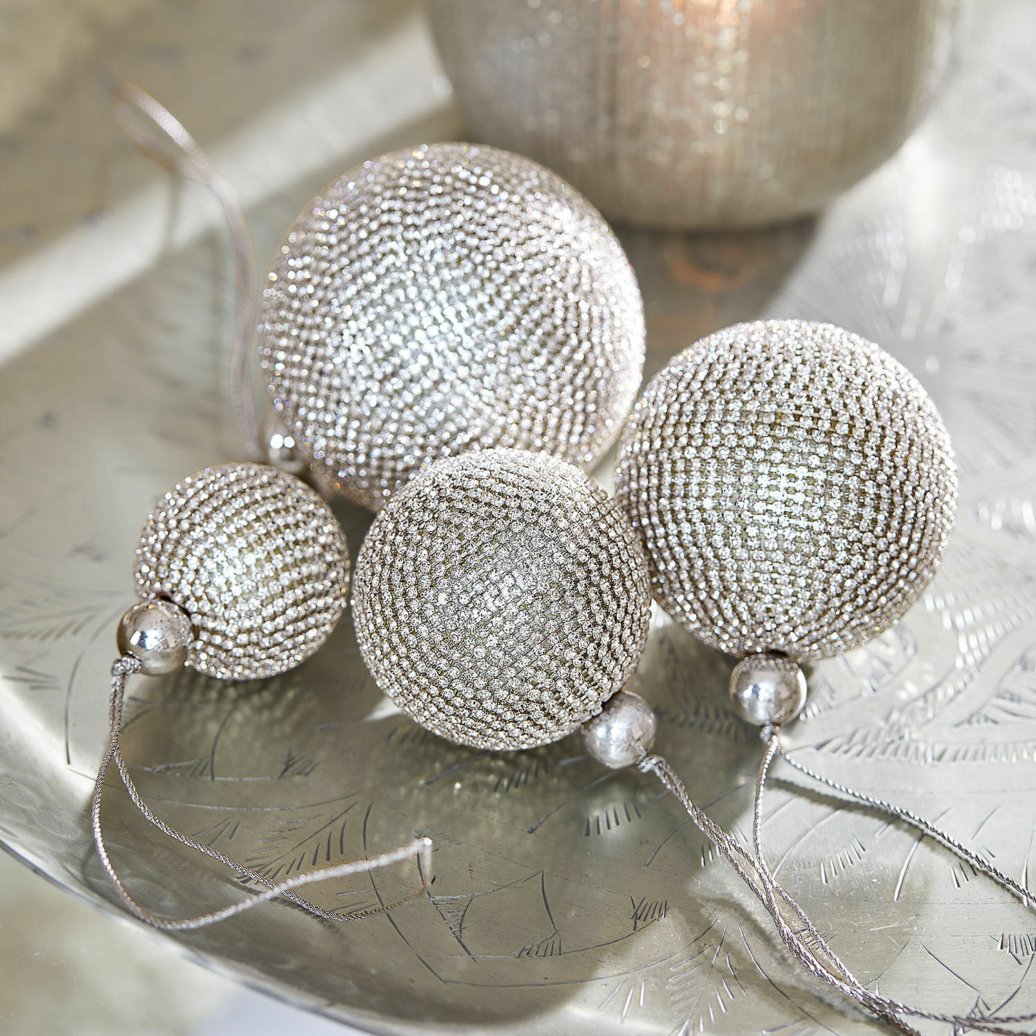 Set de 4 boules de Noël Varnor