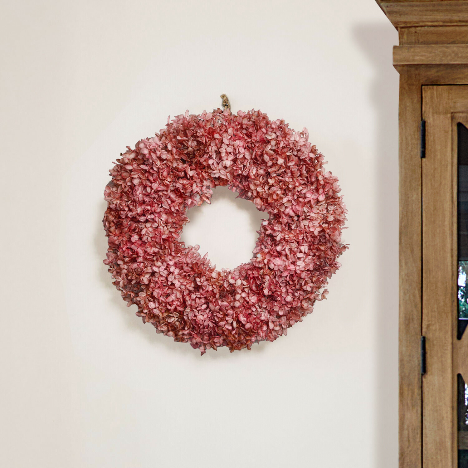Droogbloemenkrans Amélorie Decoratieve krans van gedroogde roze bloemen aan de muur voor interieurdecoratie