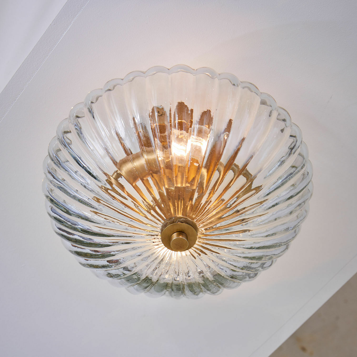 Plafonnier Druaila Plafonnier en verre avec fixation métallique jaune, luminaire décoratif pour plafond intérieur