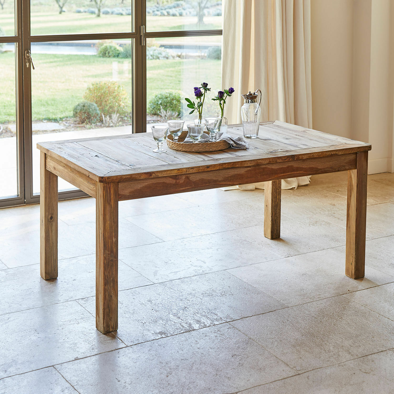 Table Amherst