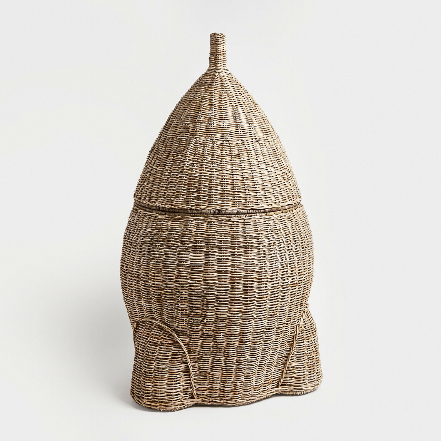 Panier en rotin naturel en forme de fusée pour rangement et décoration intérieure