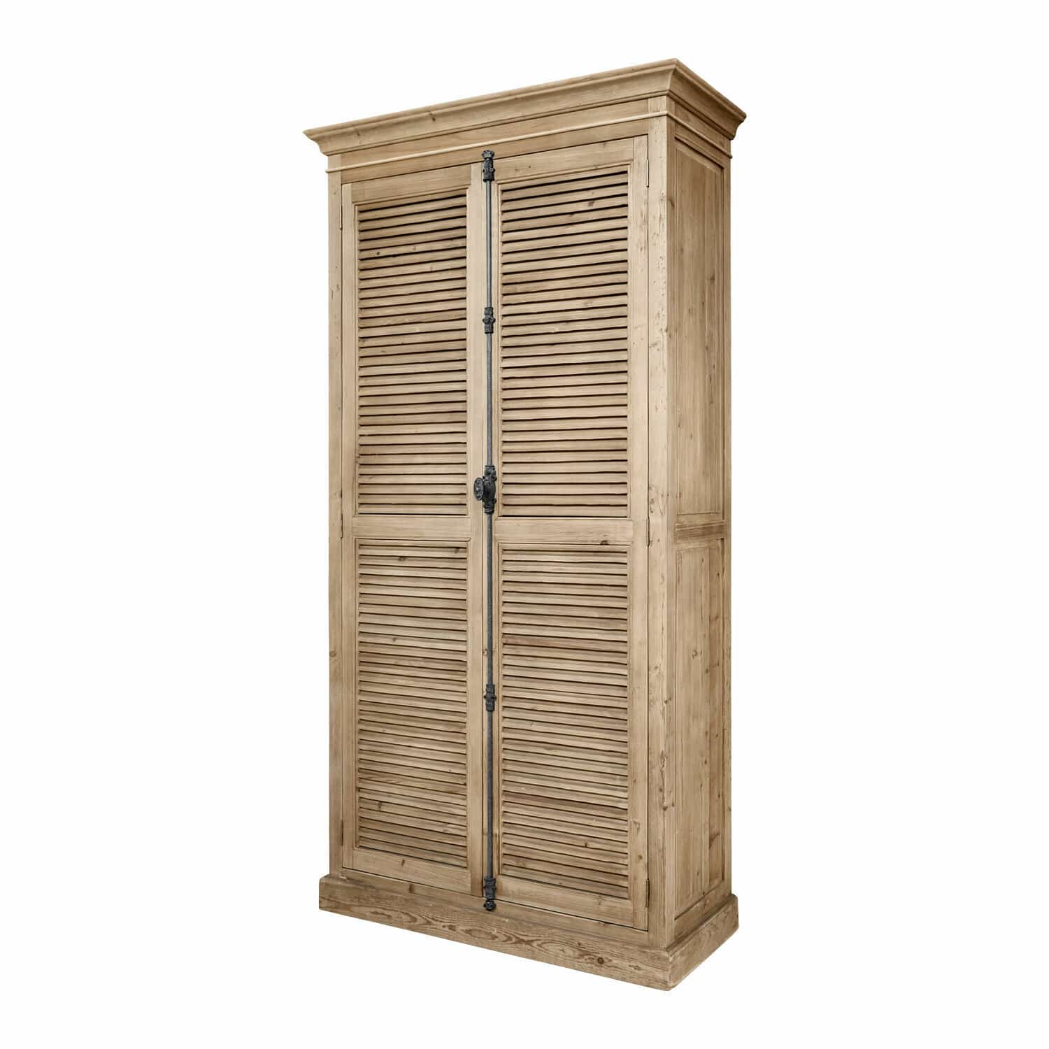 Armoire Farnham Armoire en bois naturel avec portes à persiennes pour rangement pratique à la maison